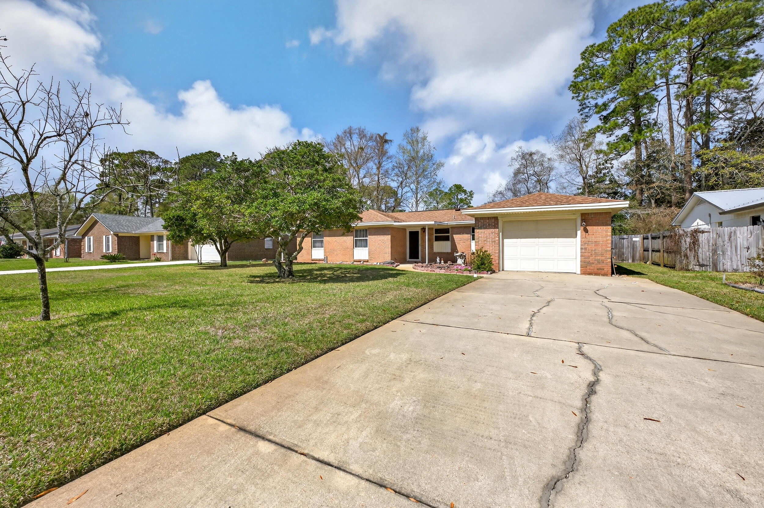 THE NICEVILLE PINES - Residential