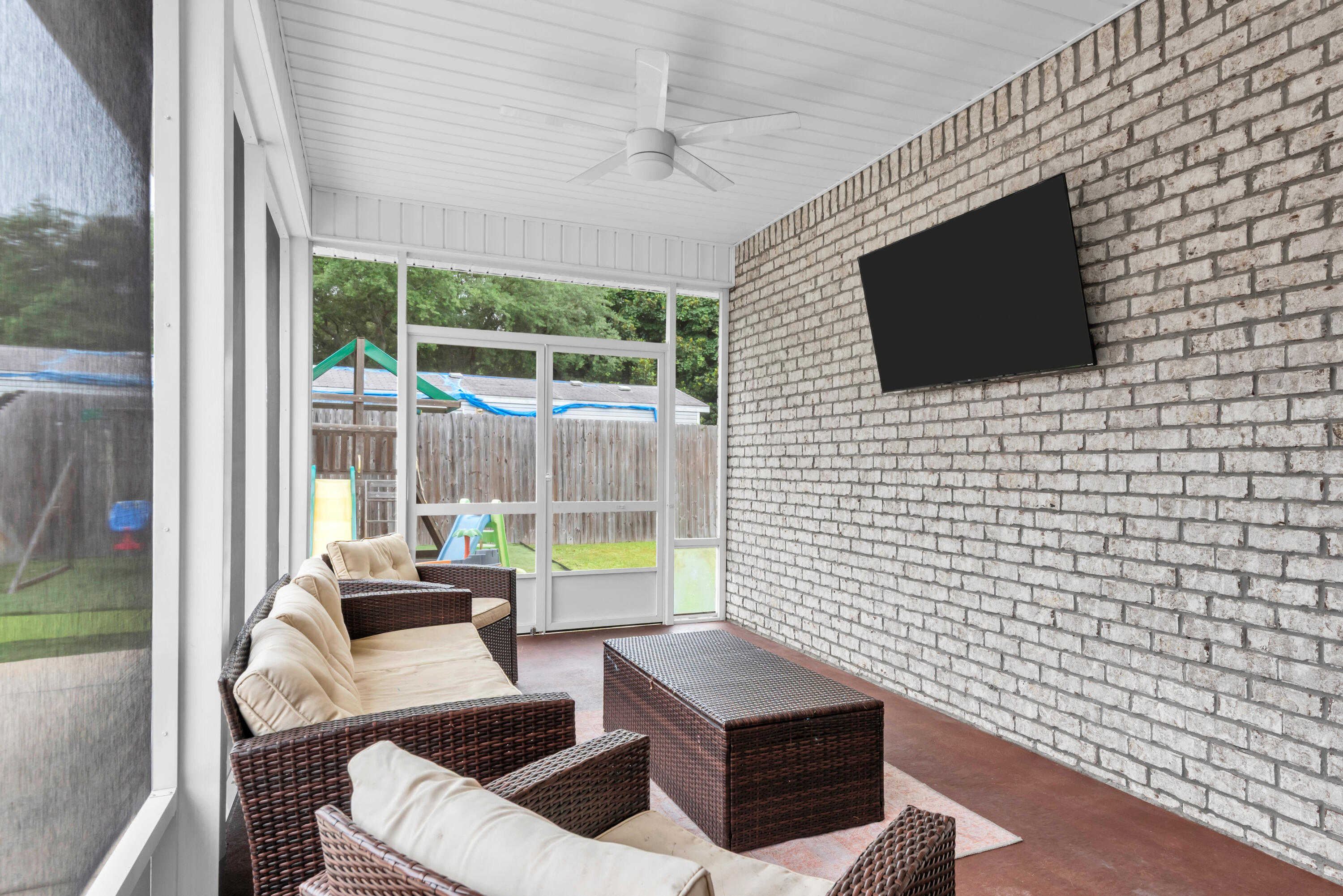 WYNNEHAVEN BCH EST - Residential