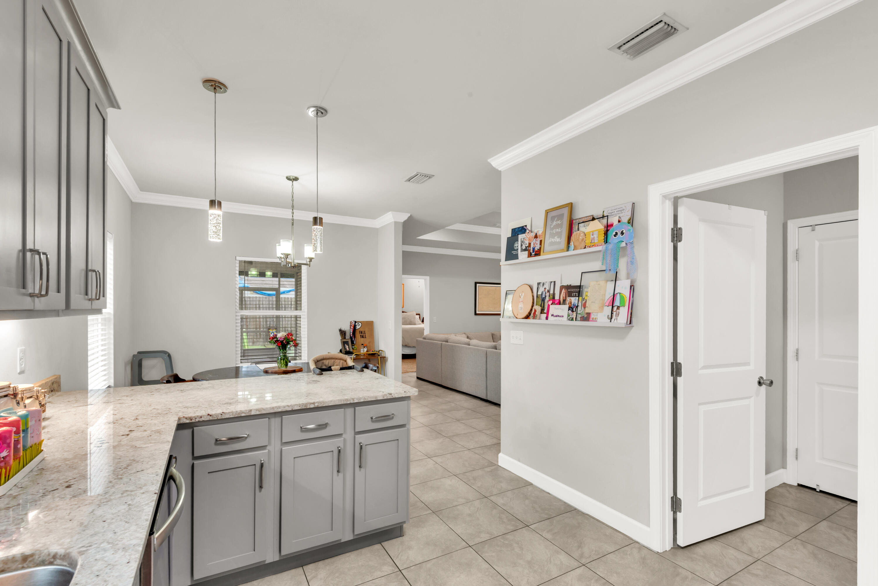 WYNNEHAVEN BCH EST - Residential