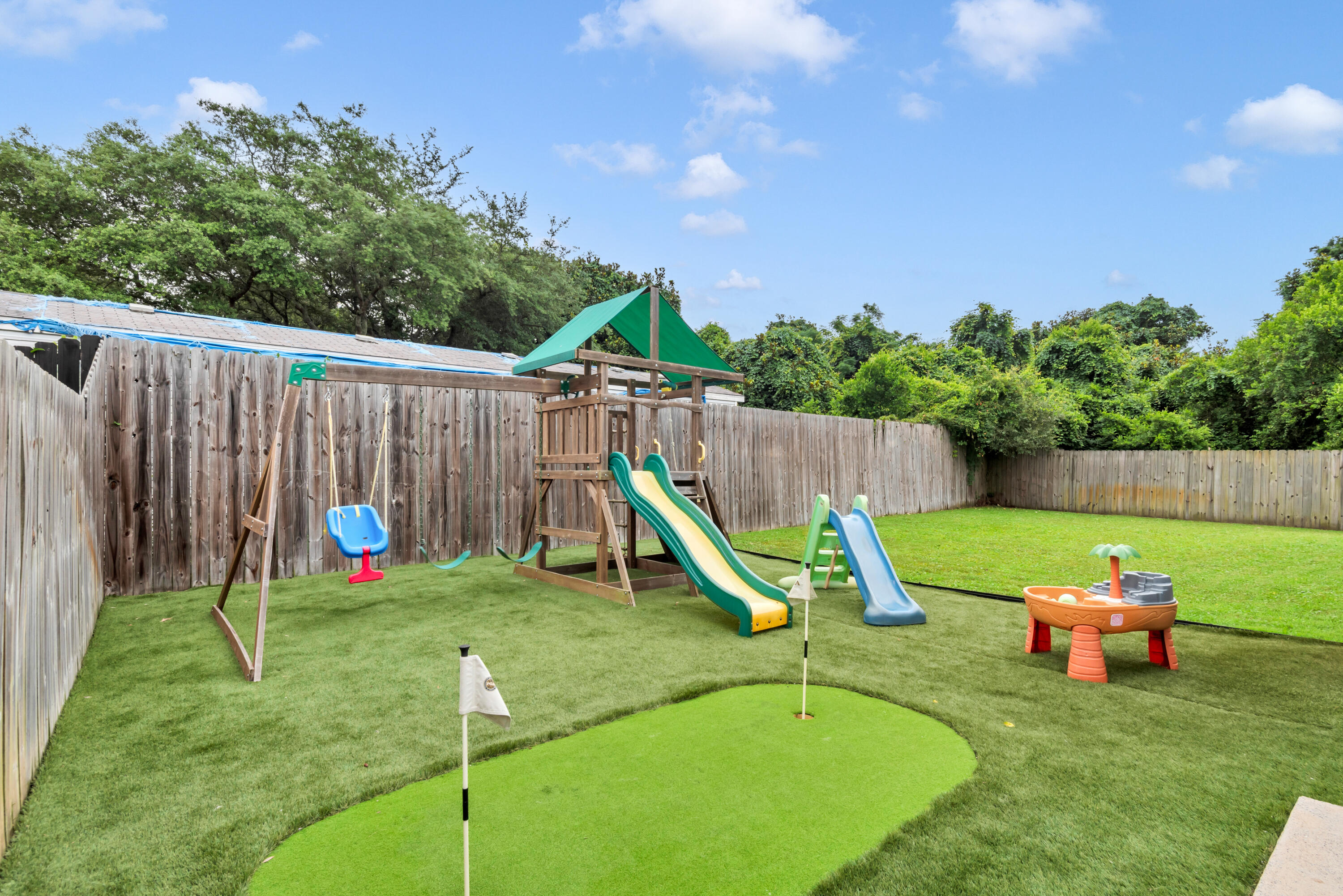 WYNNEHAVEN BCH EST - Residential