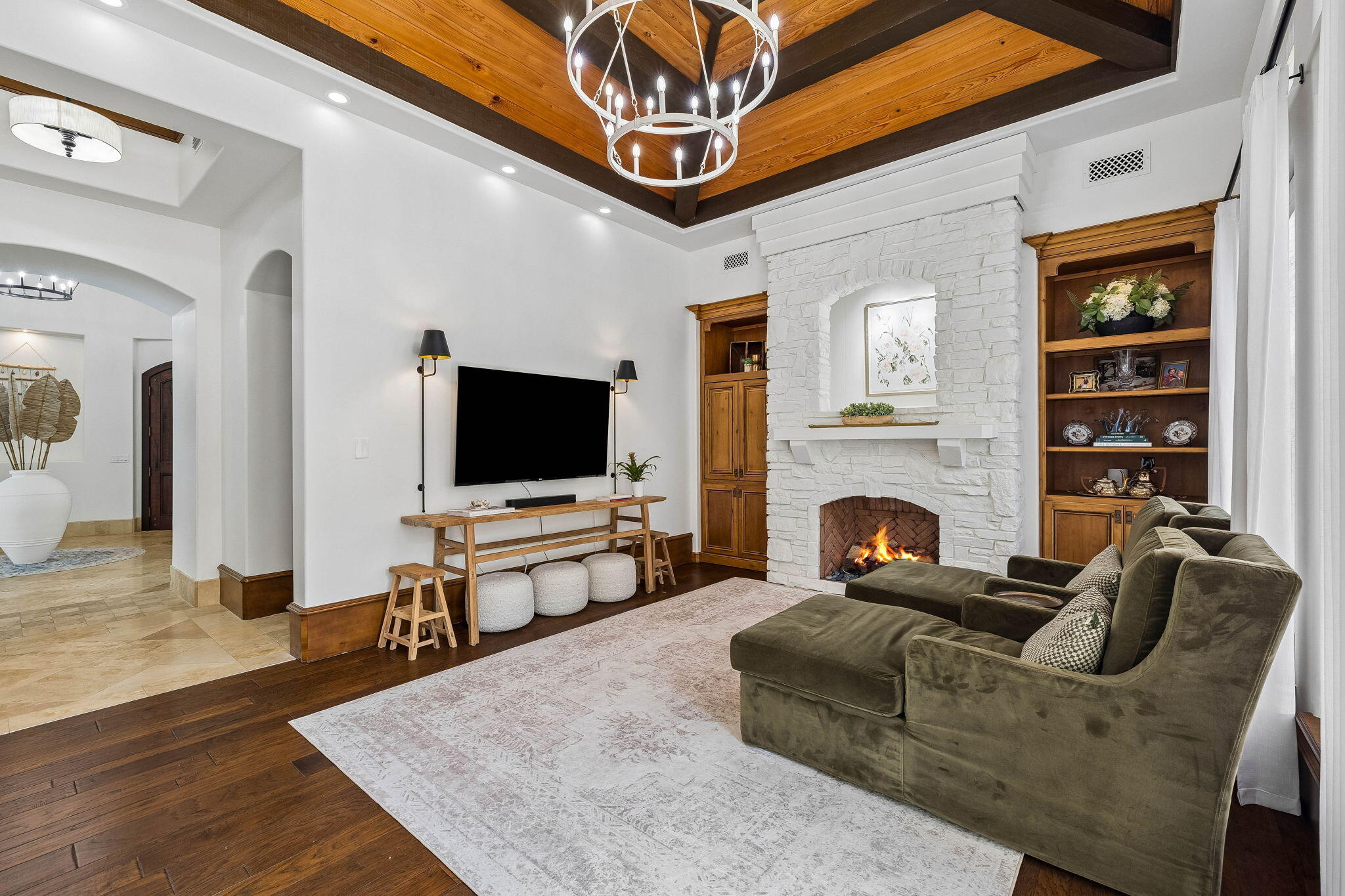 BURNT PINE - Residential
