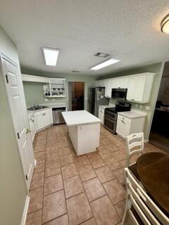 COUNTRYVIEW ESTATES 4TH ADDN PH 6 - Residential Lease