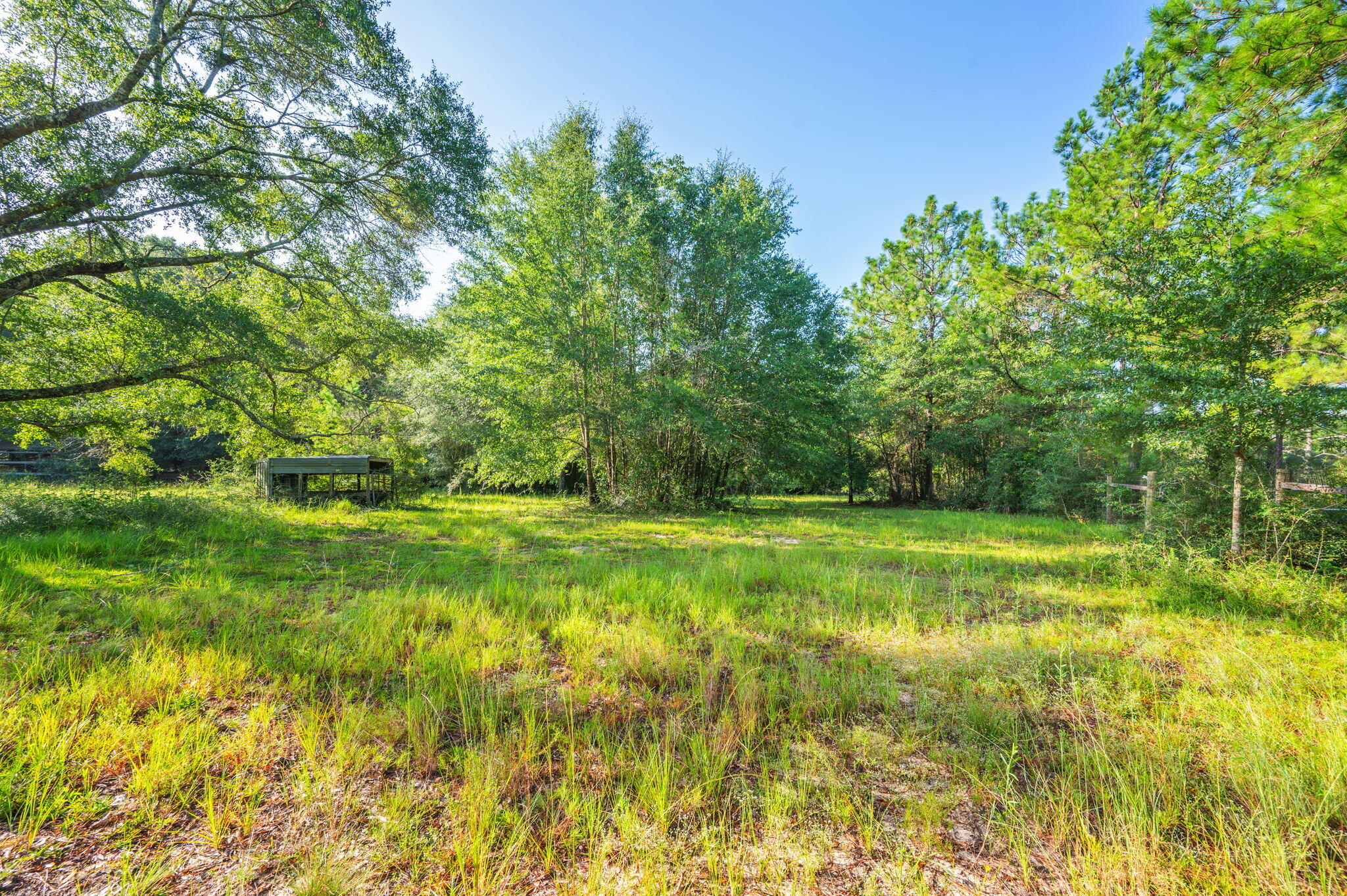 Poverty Creek & Docas - Residential