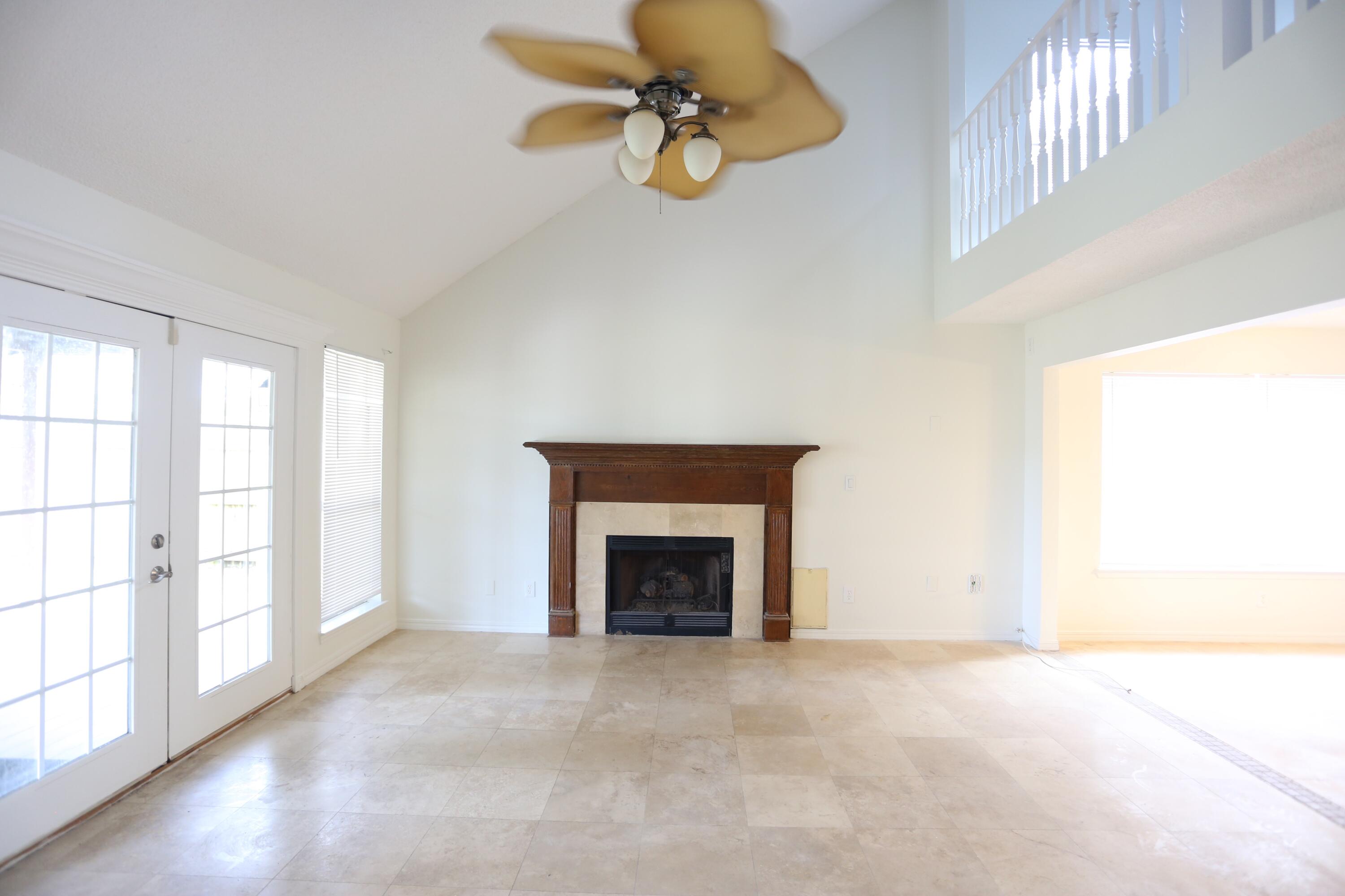 HARBOR BREEZE - Residential