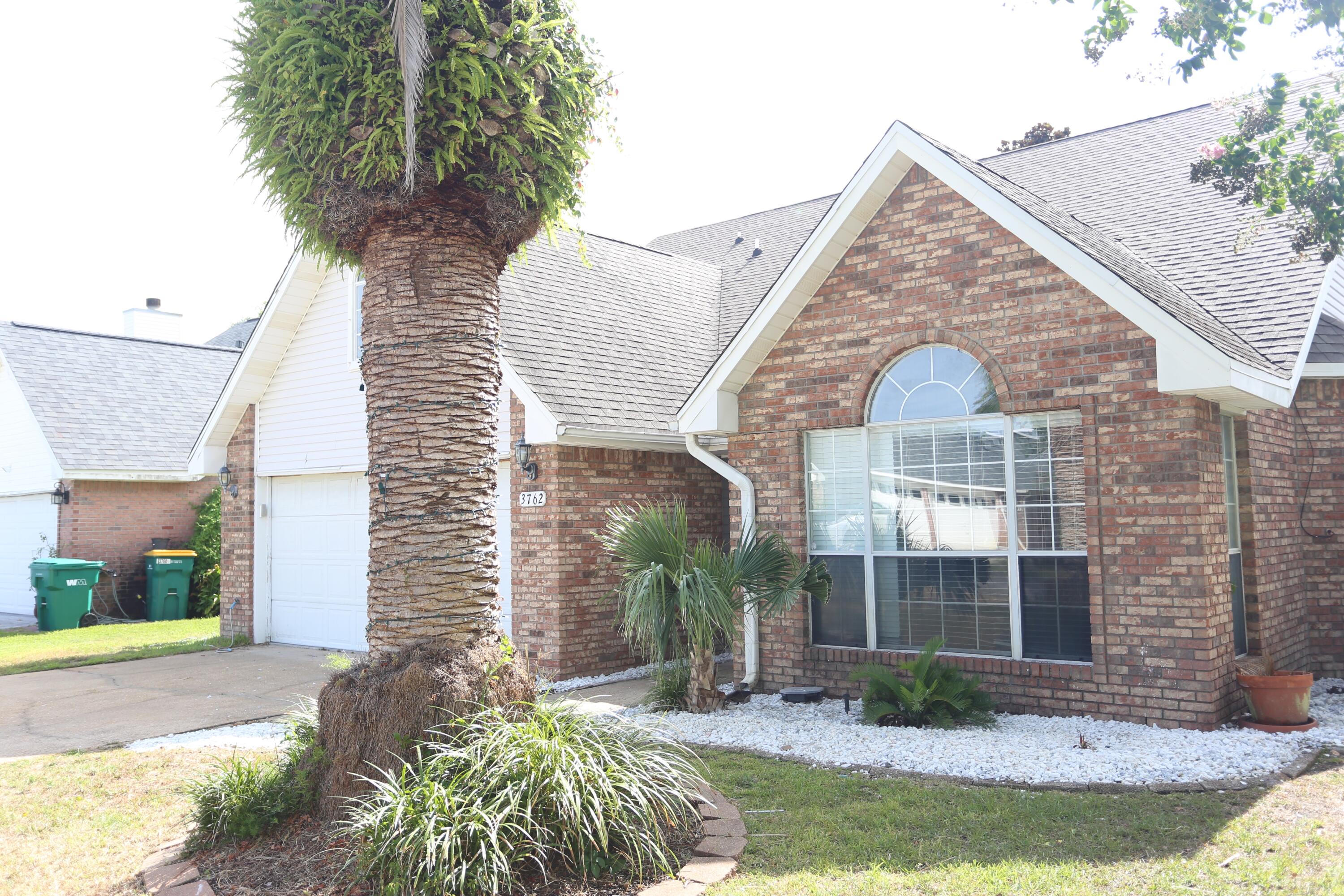 HARBOR BREEZE - Residential