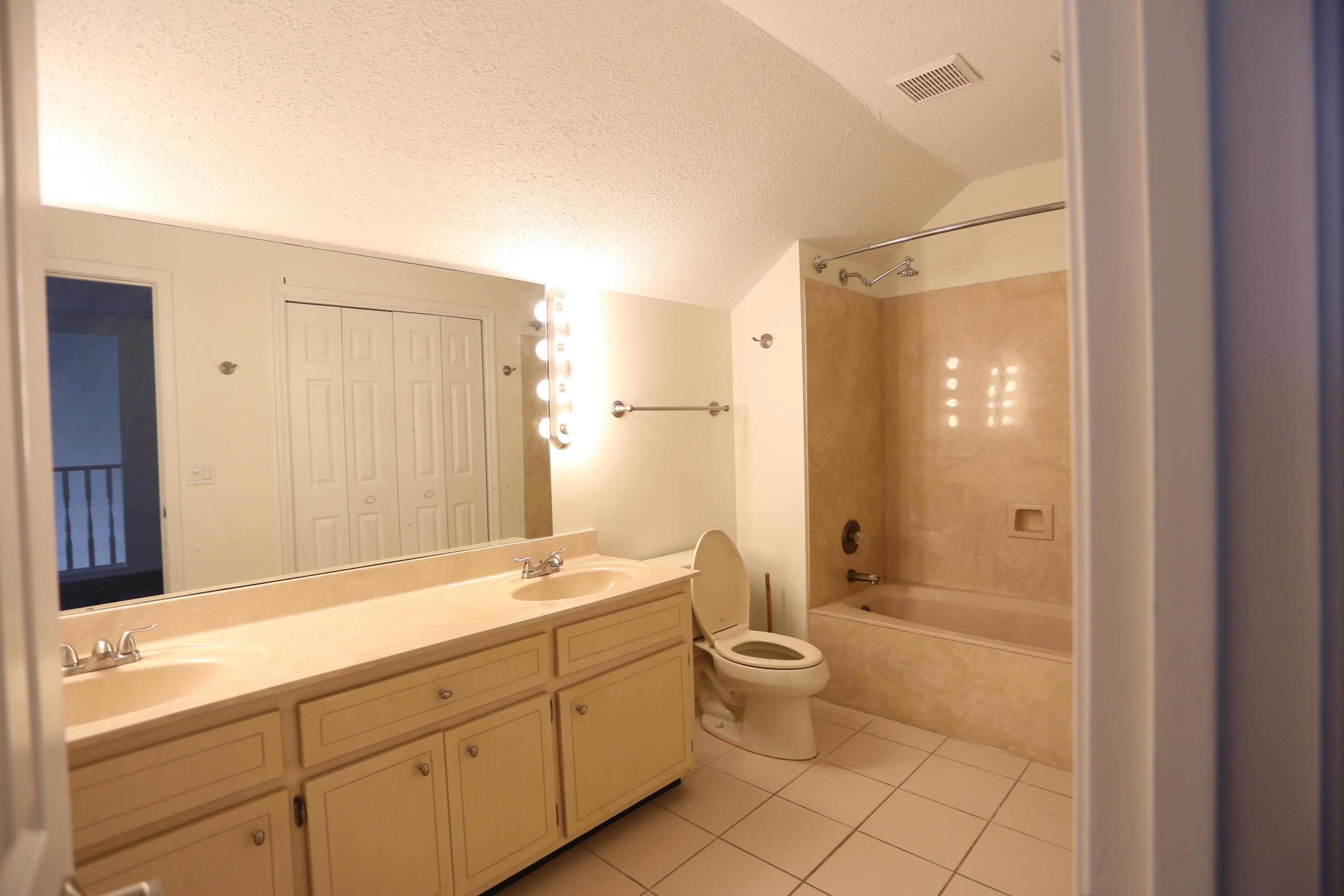 HARBOR BREEZE - Residential
