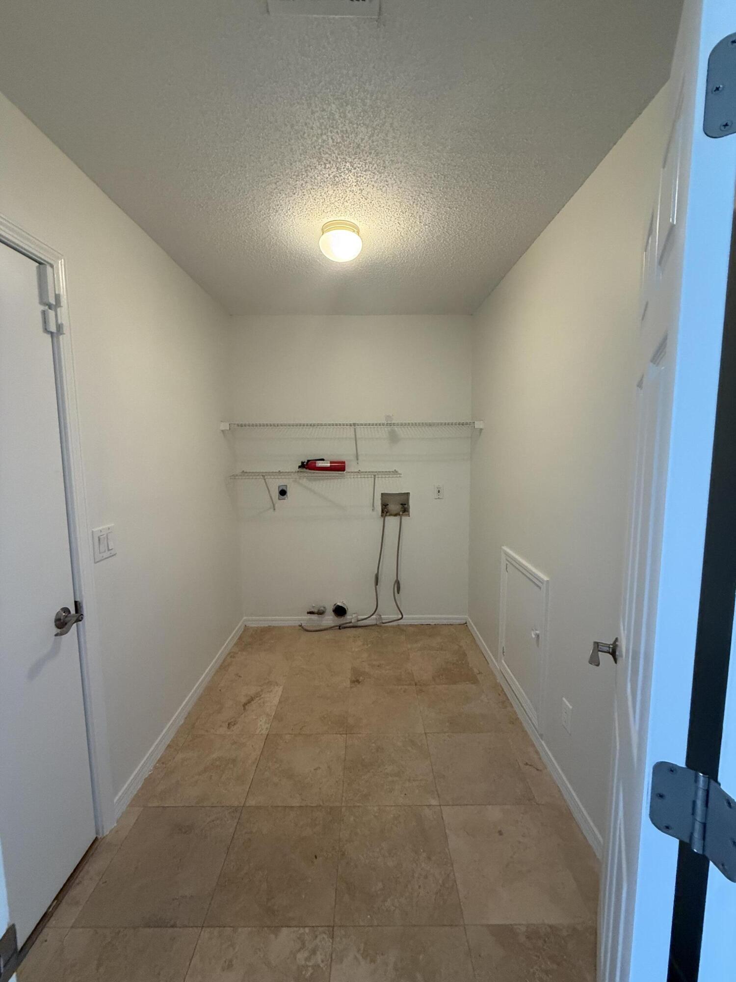 HARBOR BREEZE - Residential
