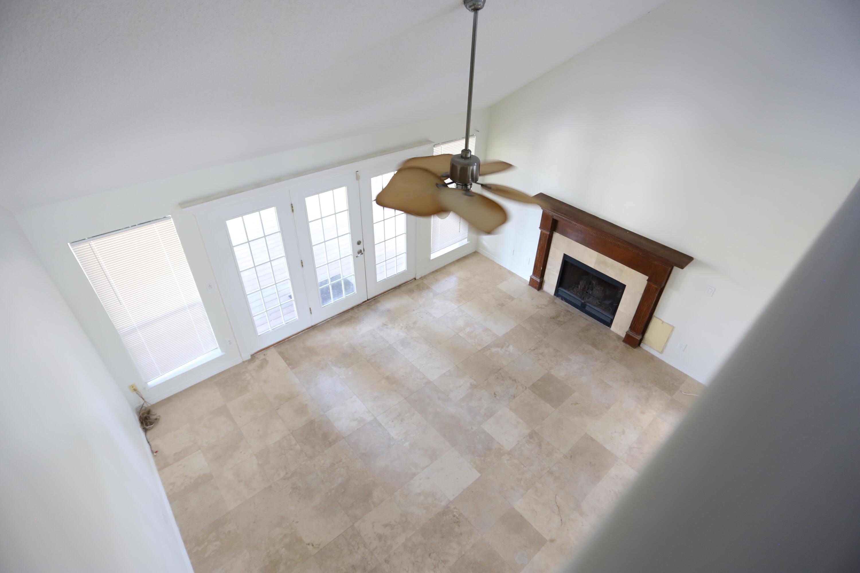 HARBOR BREEZE - Residential