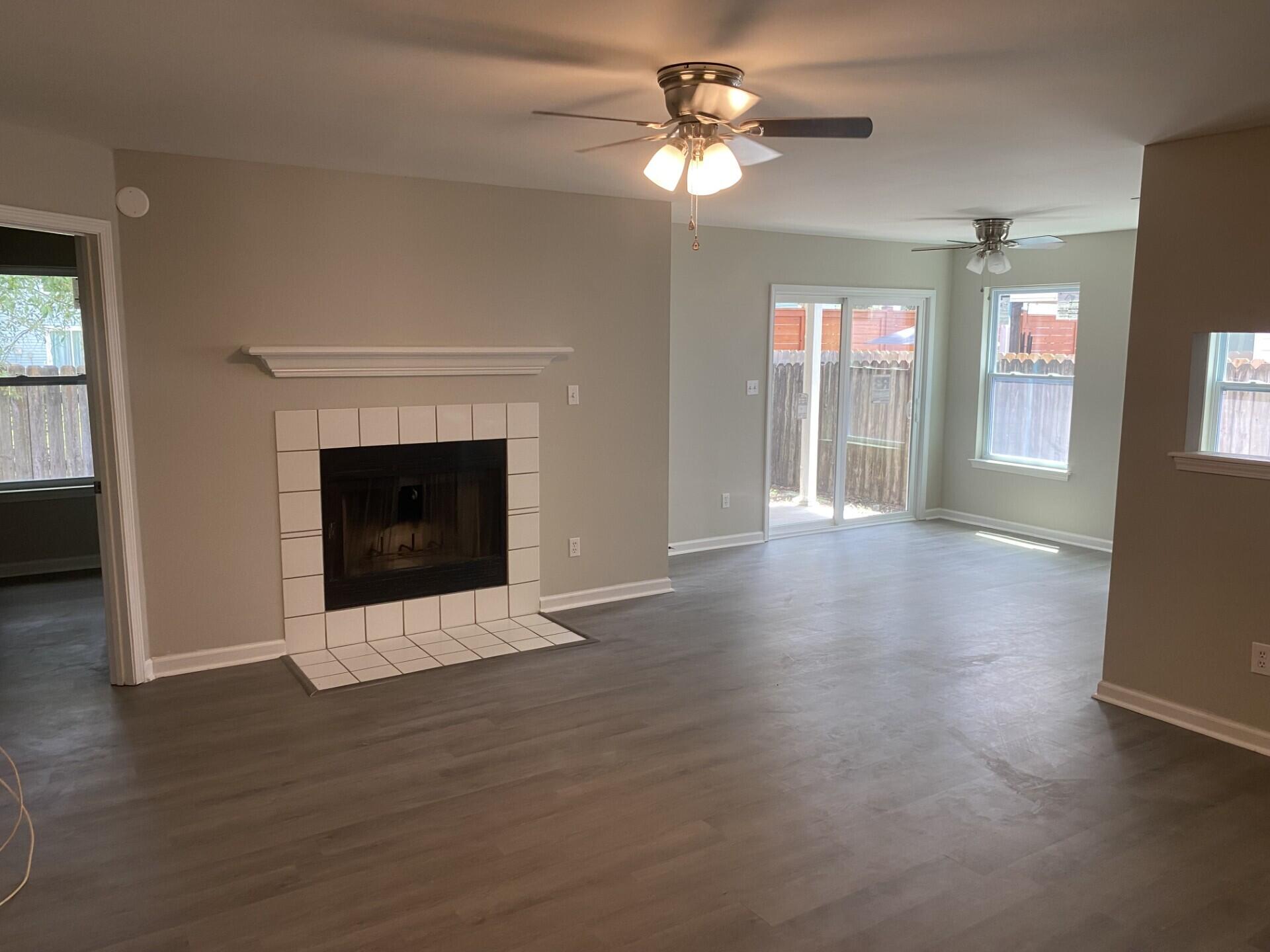 EMERALD ESTATES - Residential