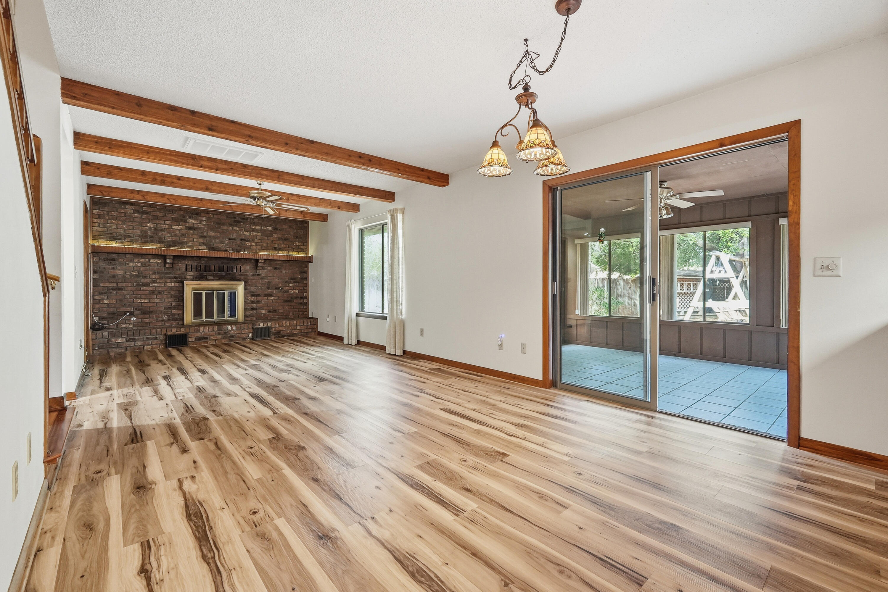 ROCKY BAYOU COUNTRY CLUB ESTATES 3 - Residential