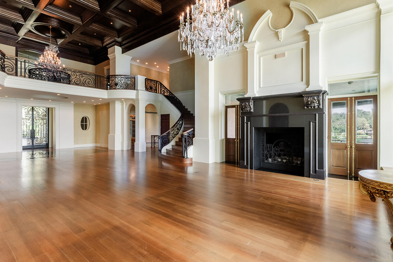 CARLAN SHORES - Residential