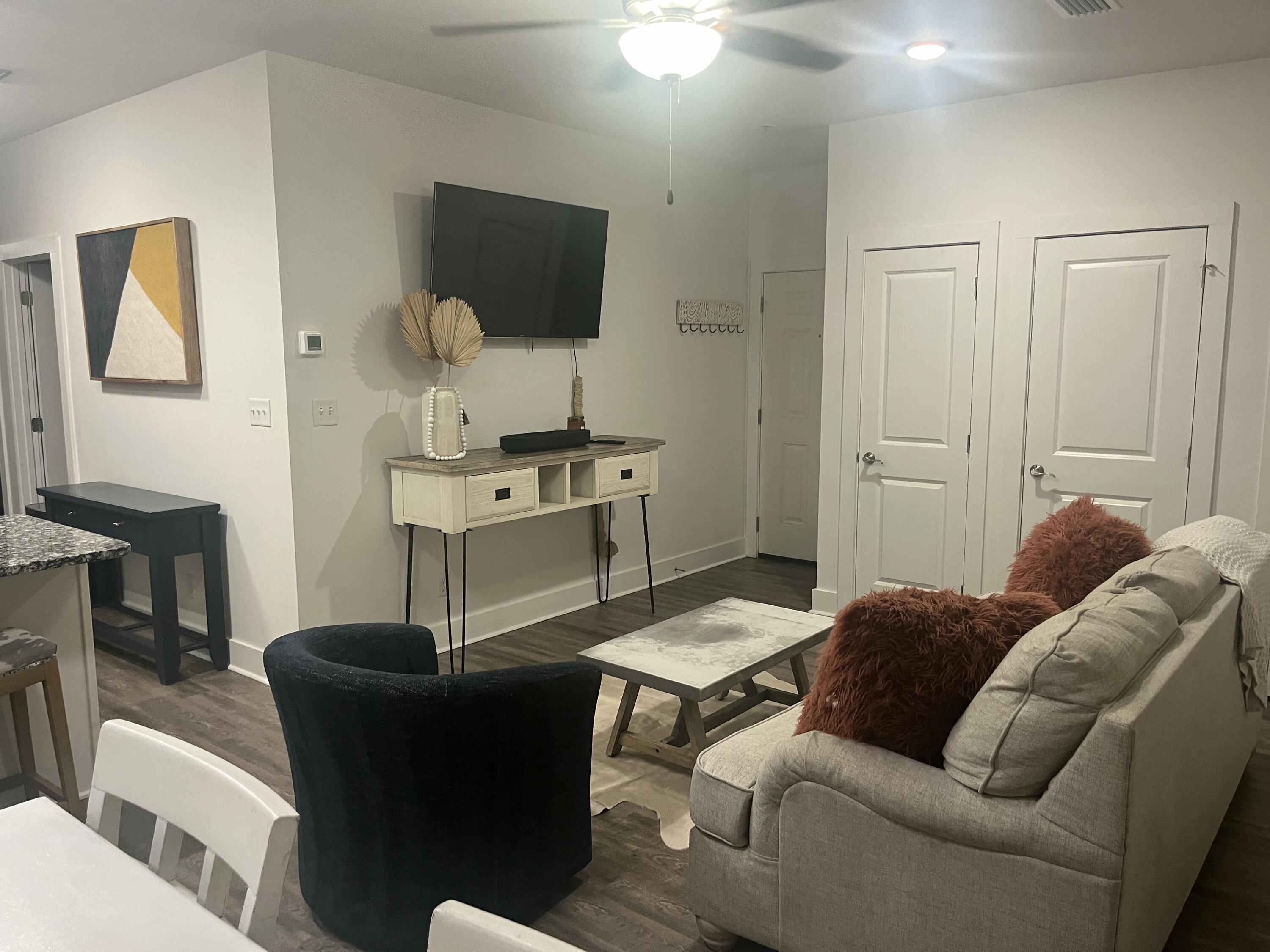 Hidden Lake condominiums - Residential Lease