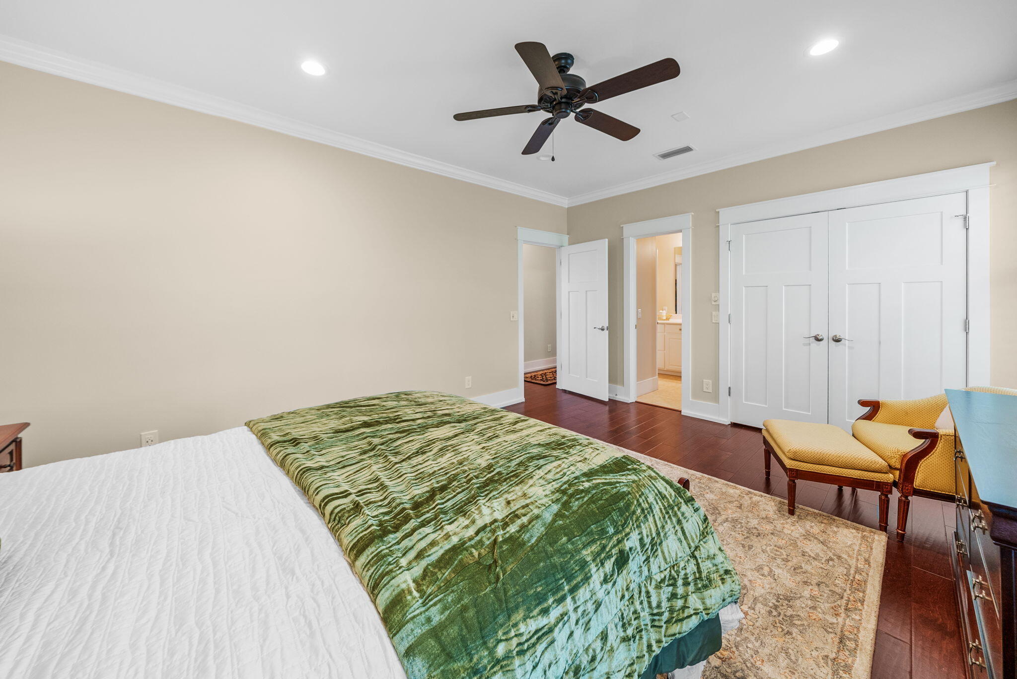 BAYWOOD SHORE ESTATES - Residential