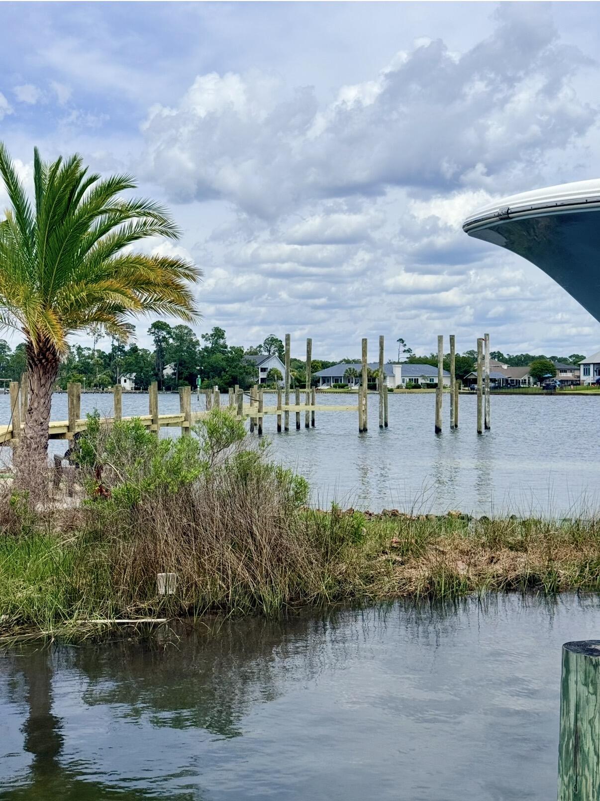 BAYWOOD SHORE ESTATES - Residential