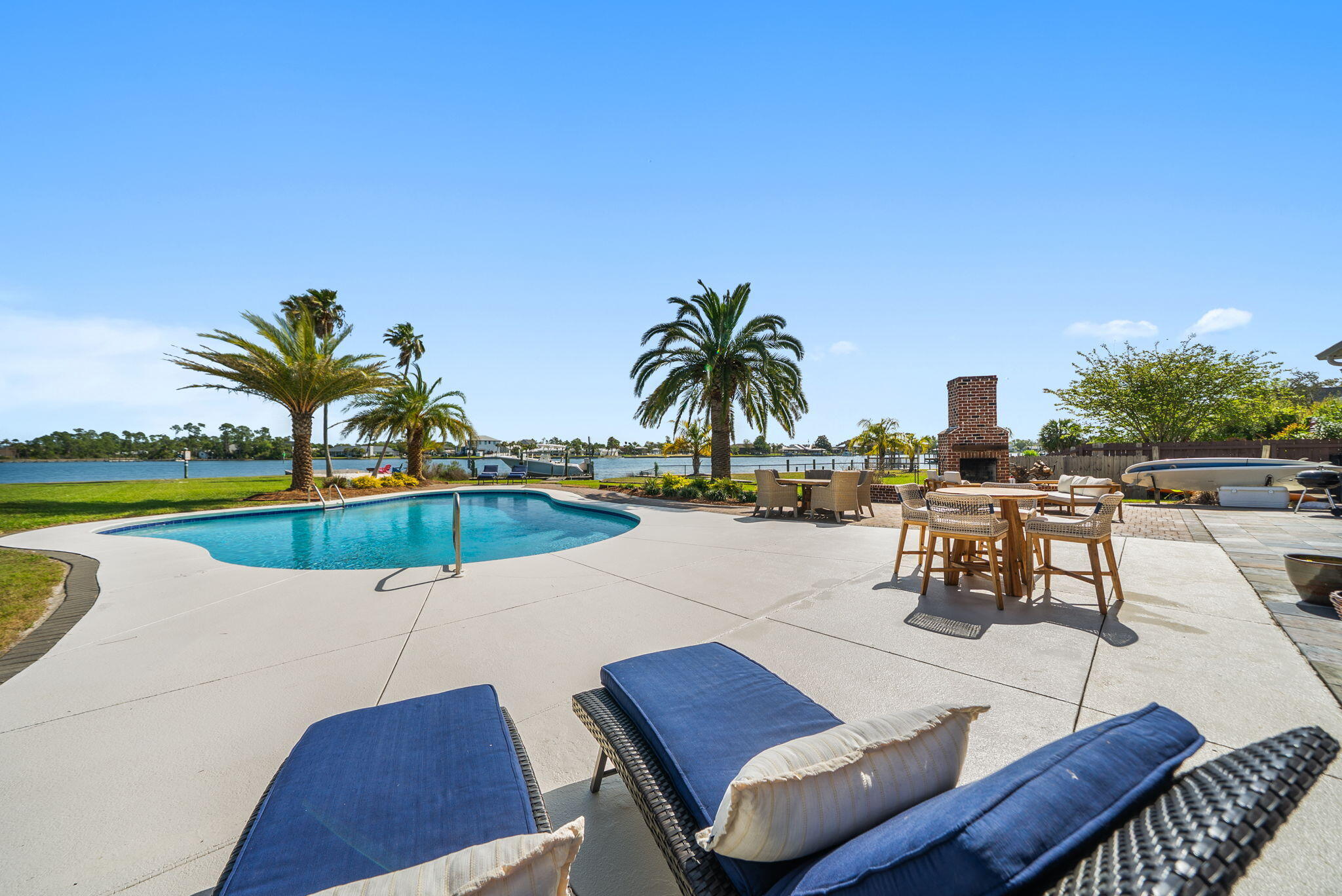 BAYWOOD SHORE ESTATES - Residential