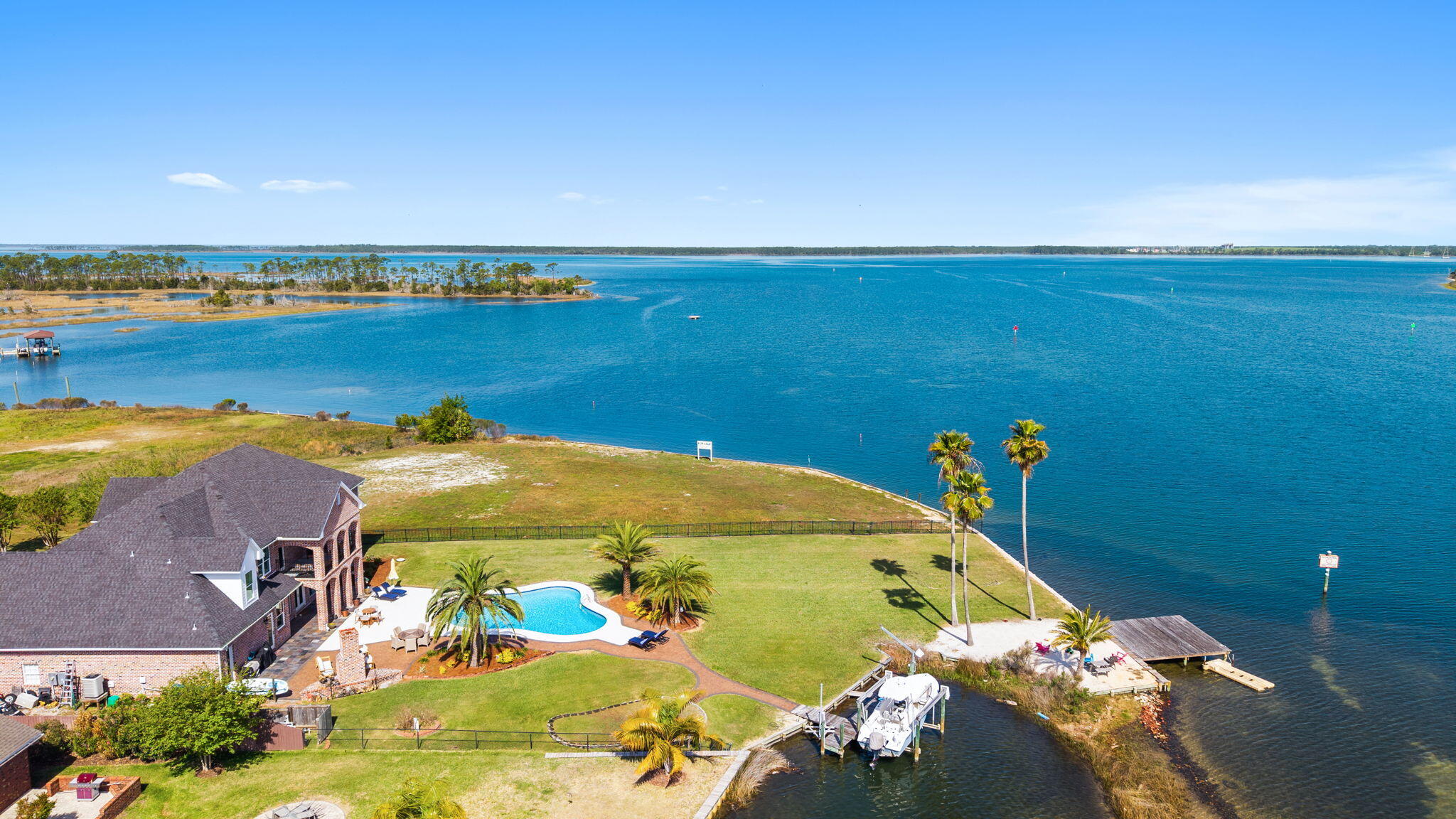 BAYWOOD SHORE ESTATES - Residential