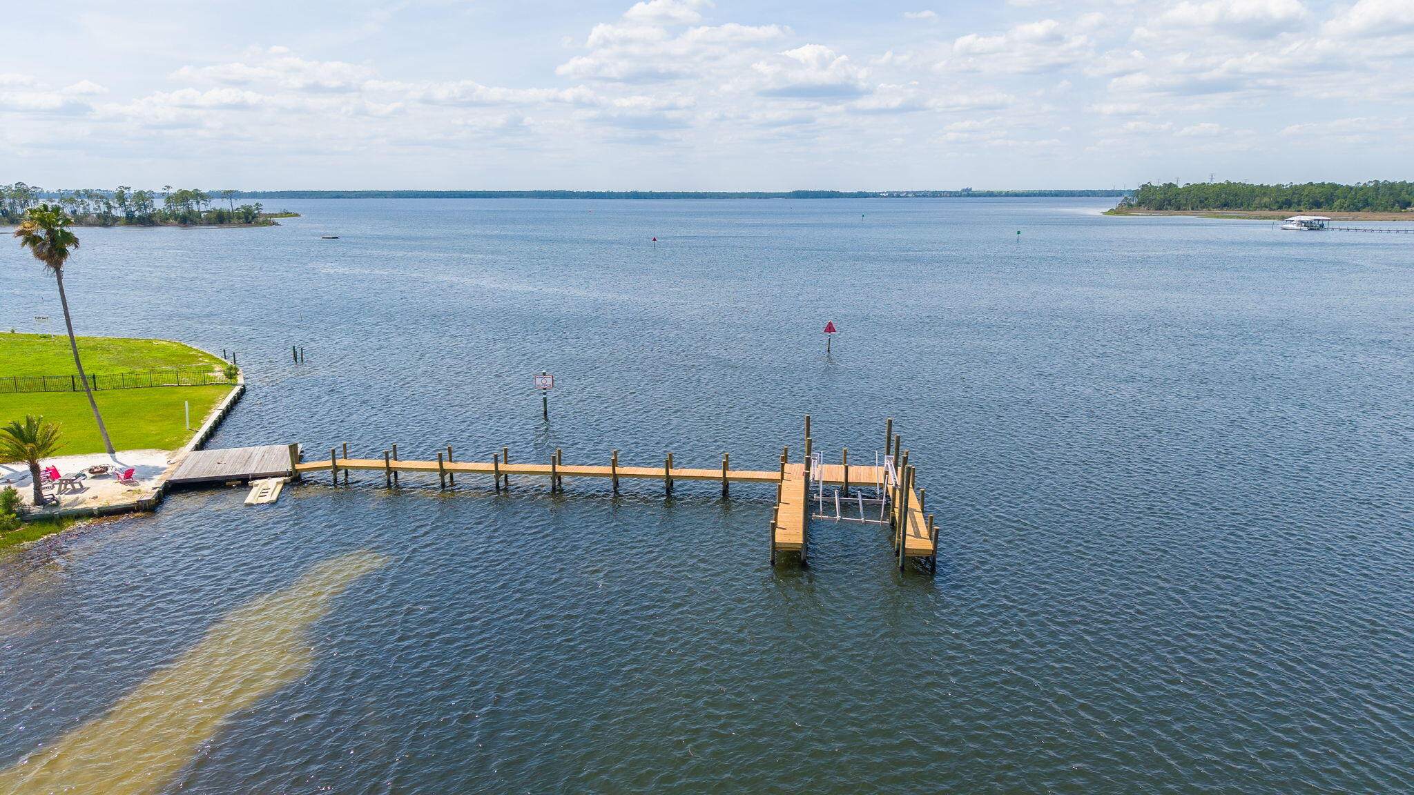 BAYWOOD SHORE ESTATES - Residential