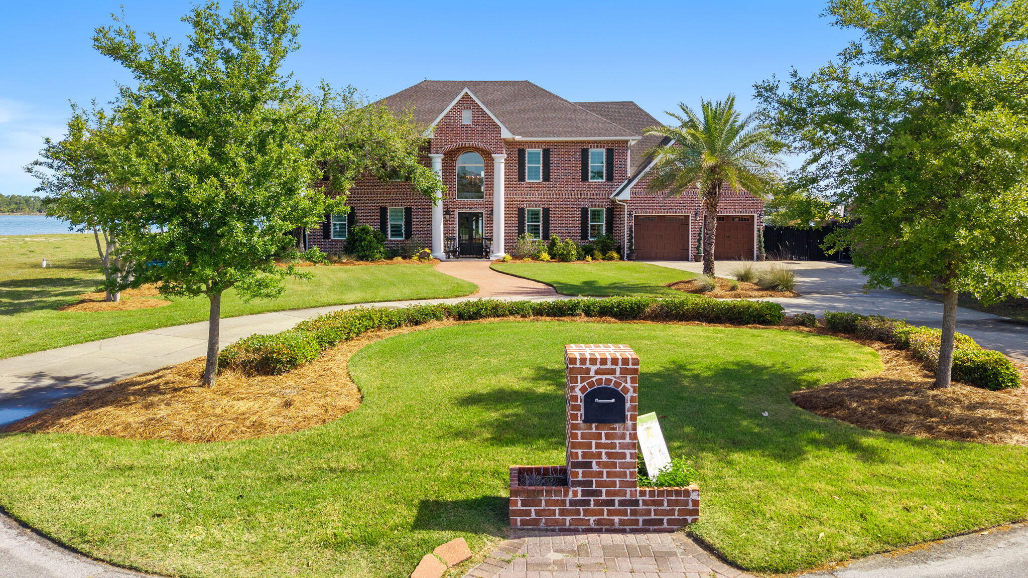 BAYWOOD SHORE ESTATES - Residential