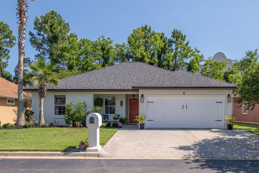 Fiber Optic Internet • Private Road • Lawn Service Included • 1 Mile to the Beach • 1/2 Block to the Bay • Available July 1st 🌴🏖️🏡
Fantastic house 3bed/2bath/2car garage located on a private road in the heart of Miramar Beach. Includes washer, dryer, and yard service. Pets under 12lbs considered. Minimum 1-year lease. No Smoking. Property is 1 mile to public beach access & 1/2 block to Legion Park on Choctawhatchee Bay. Park offers free boat launch, fishing, pickleball, basketball, volleyball, swings, & bathrooms at the park. Close to shopping & restaurants.
Split floor plan for added privacy. Primary bedrm w/on-suite bath & walk-in closet. Separate dining, breakfast bar, large living rm, & private screened porch. New water heater, sprinkler timer & lawn service included. No Smoking
Avail 07/01 Currently occupied - 24-hour notice required for showings.