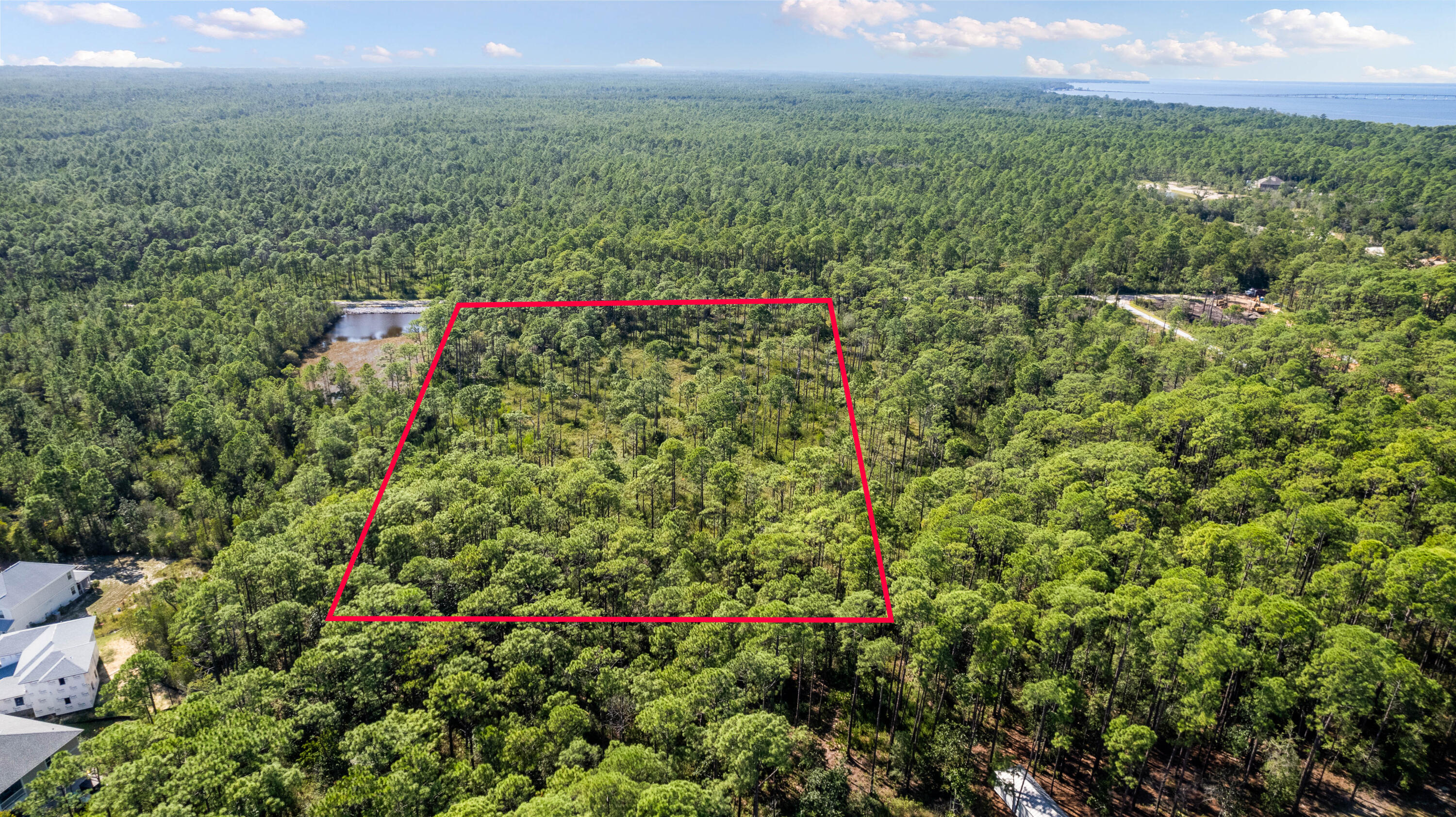 NO RECORDED SUBDIVISION - Land