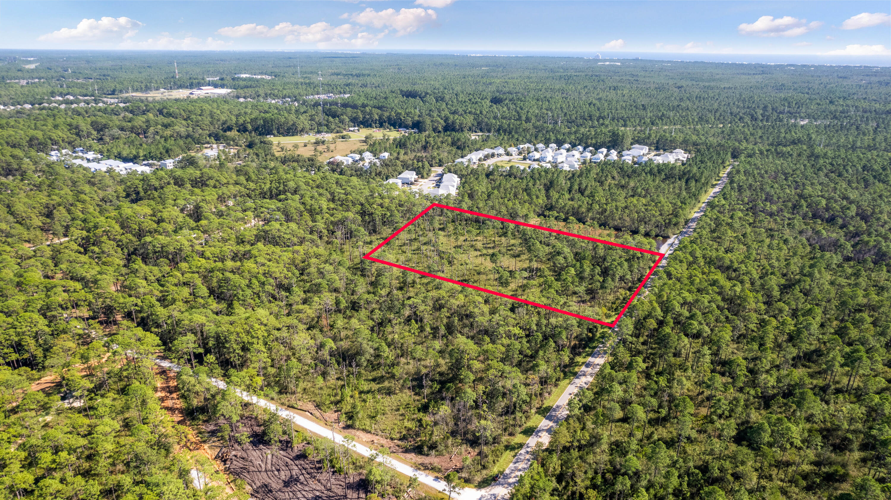 NO RECORDED SUBDIVISION - Land