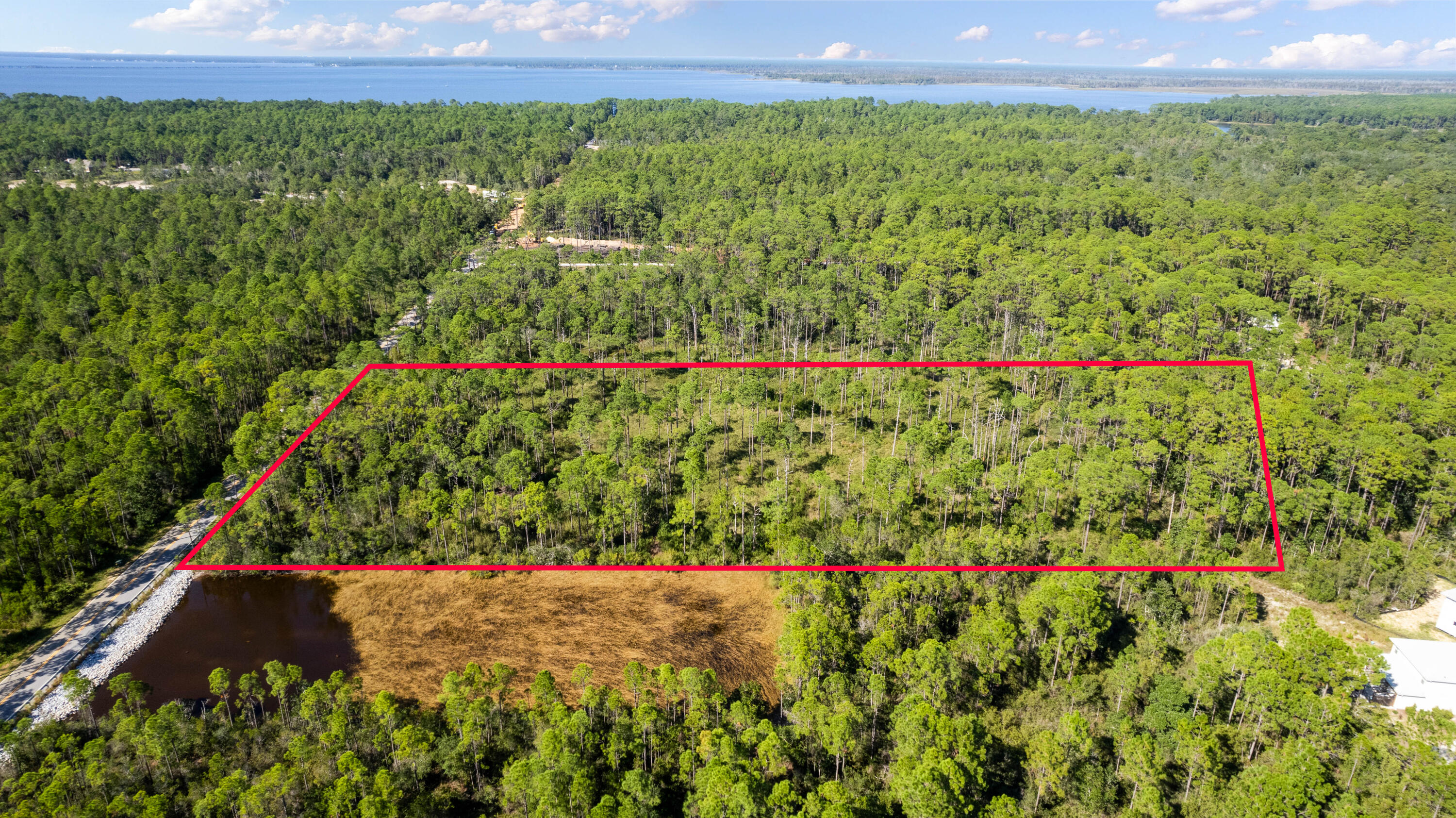NO RECORDED SUBDIVISION - Land