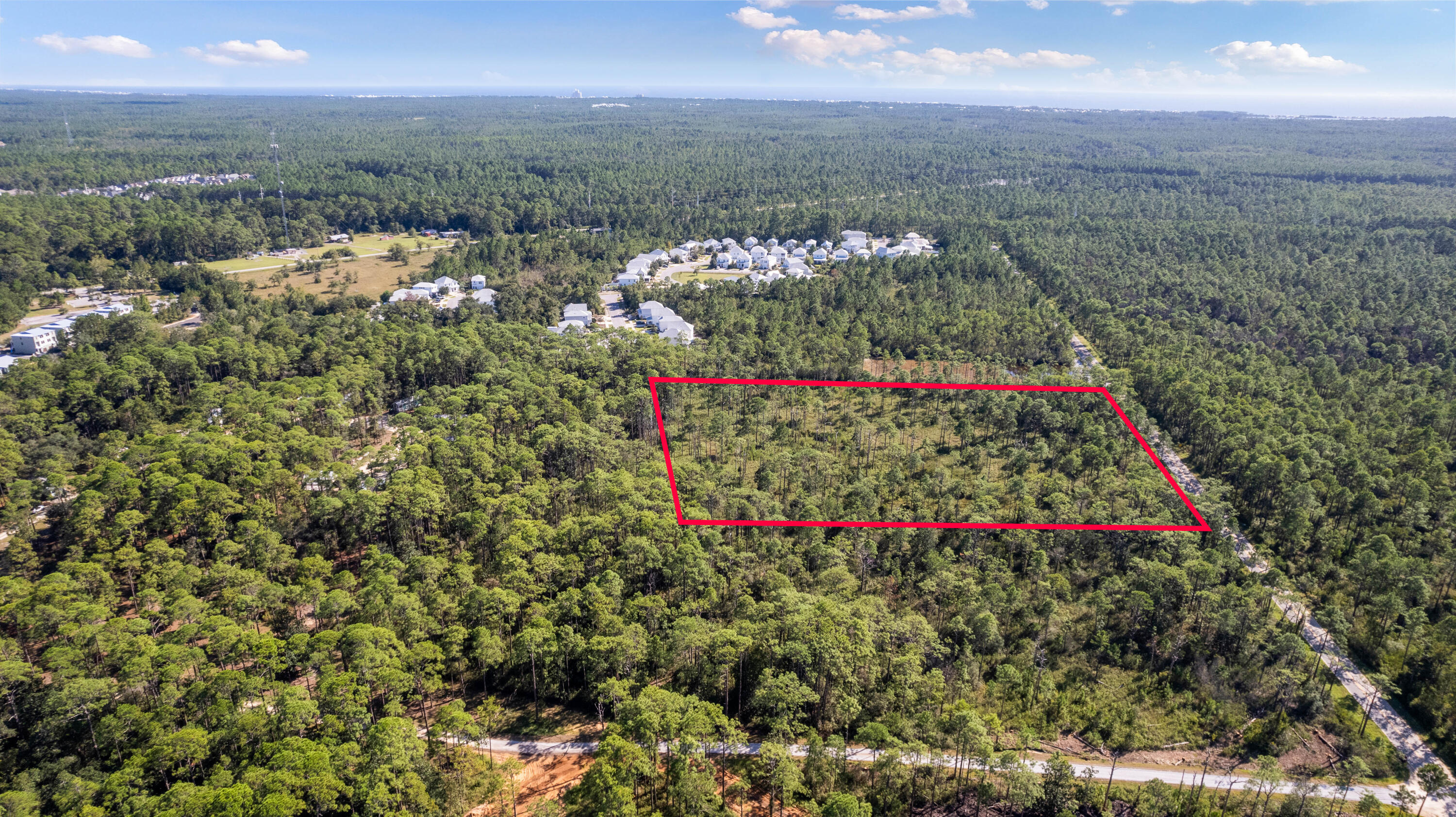 NO RECORDED SUBDIVISION - Land
