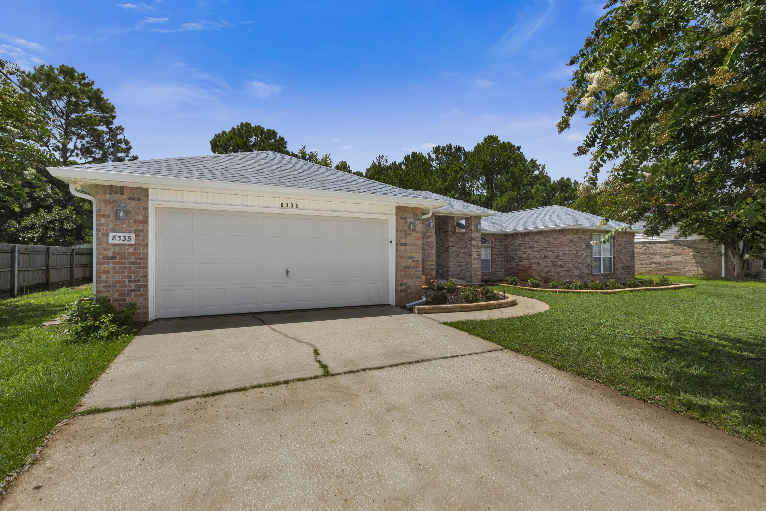 ASHBERRY WOODS - Residential
