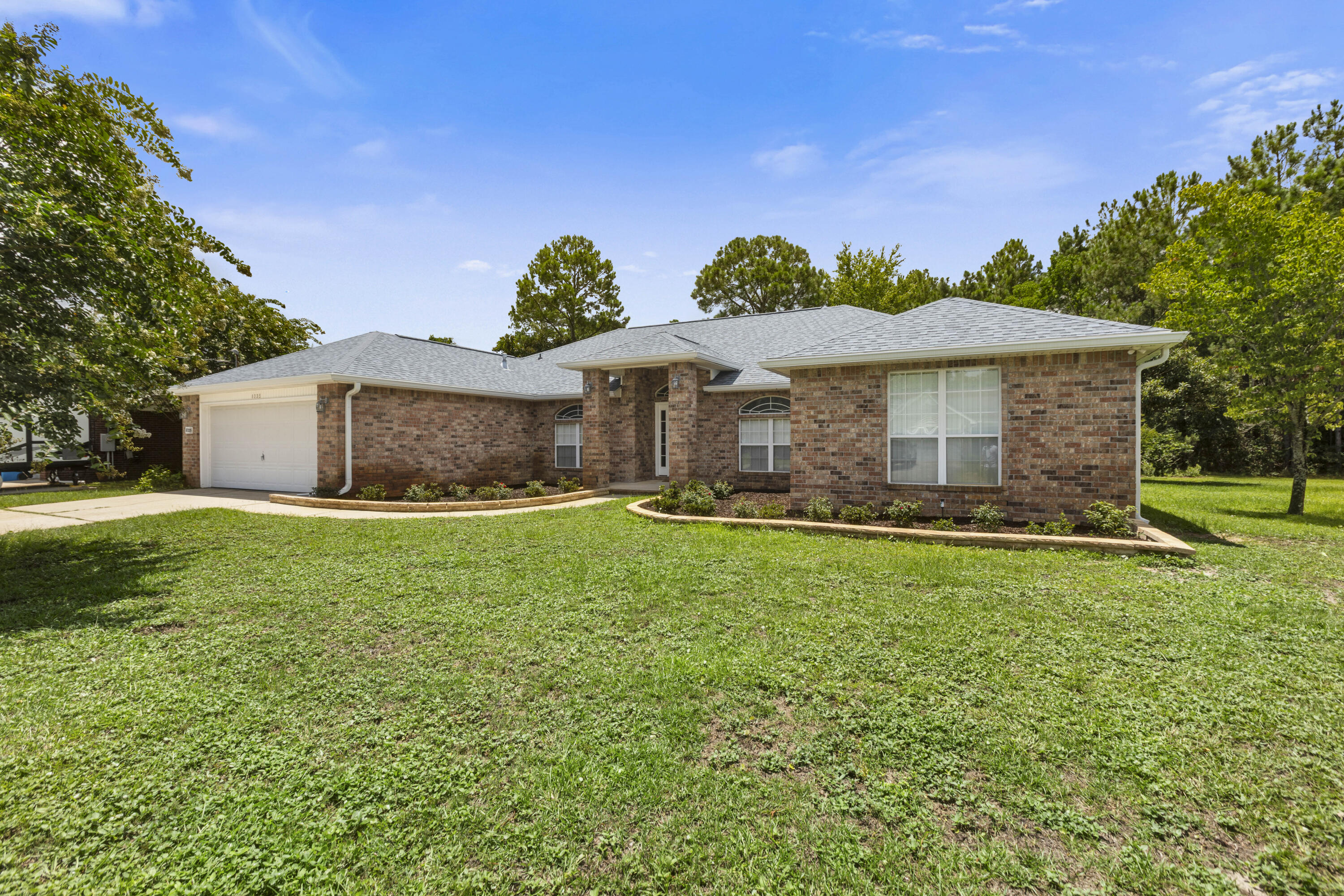 ASHBERRY WOODS - Residential