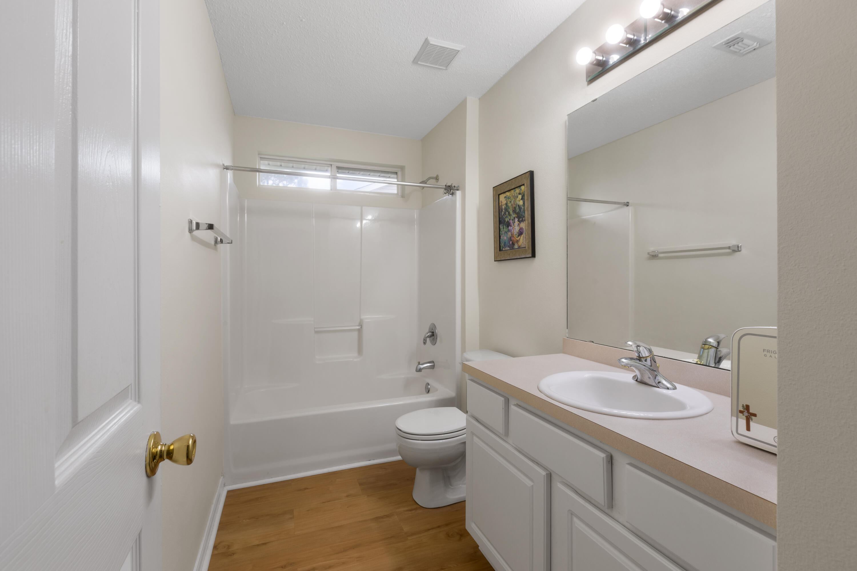 ASHBERRY WOODS - Residential