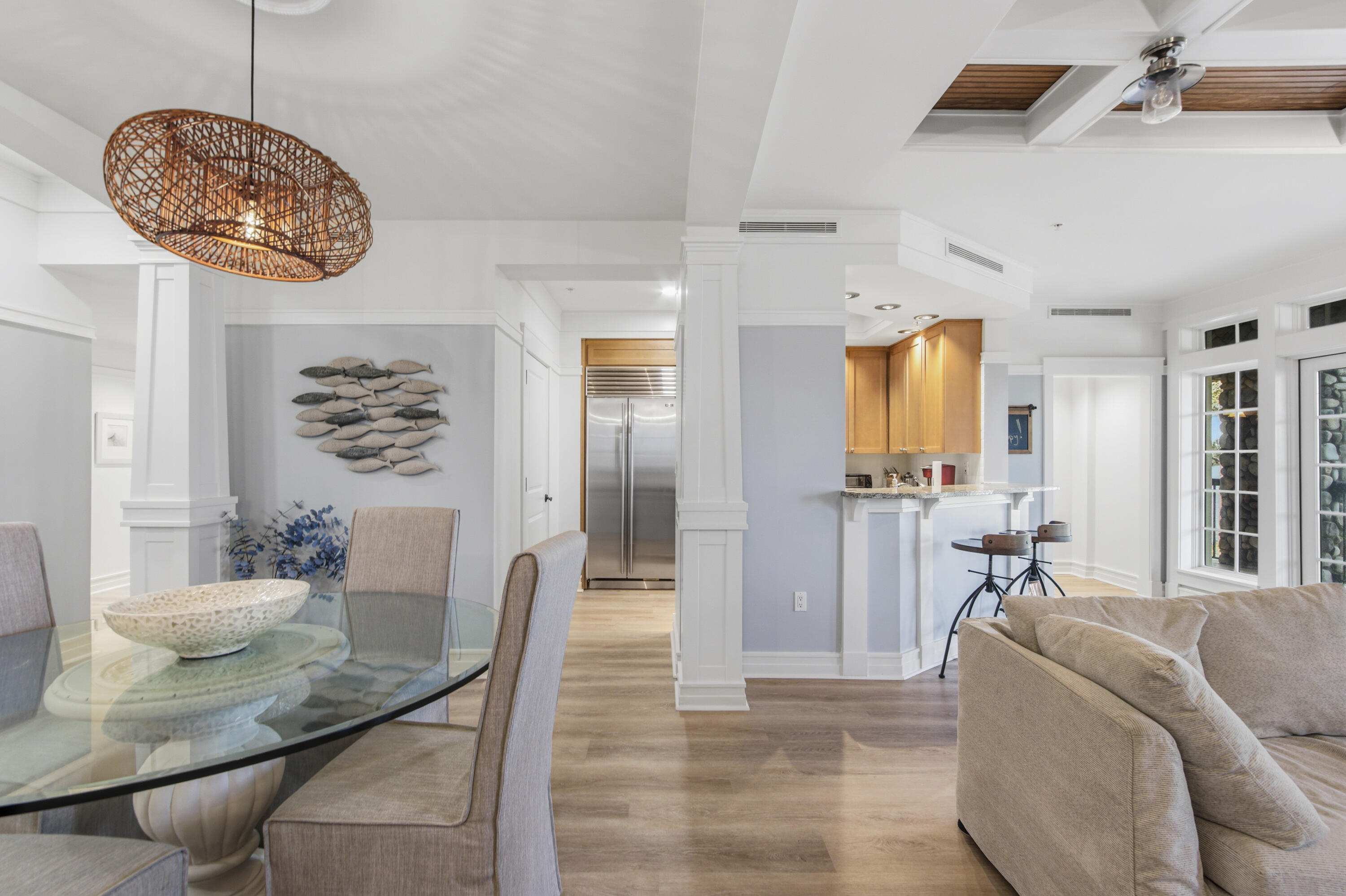 LAKESIDE LODGE AT PROSPECT POINT - Residential