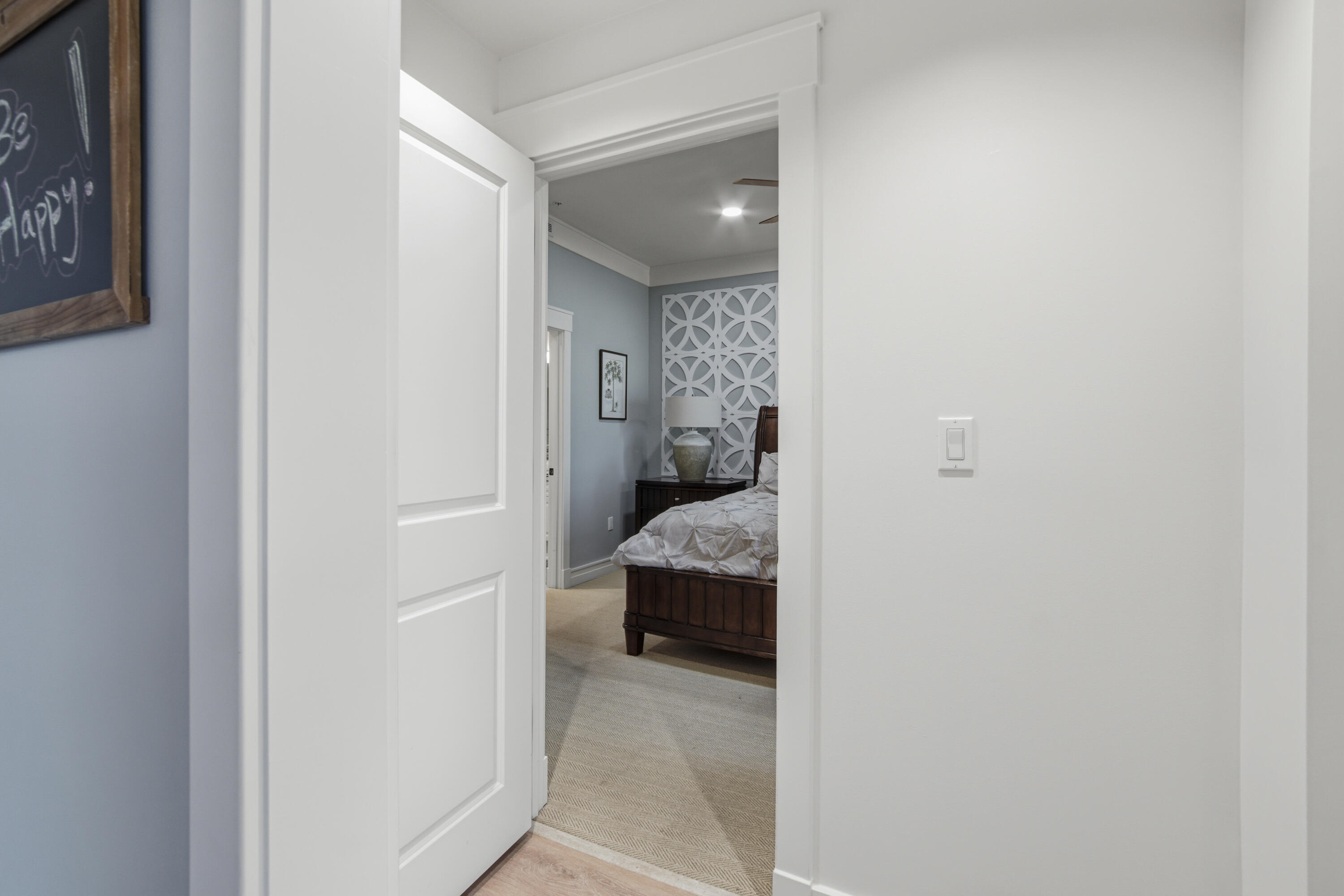 LAKESIDE LODGE AT PROSPECT POINT - Residential
