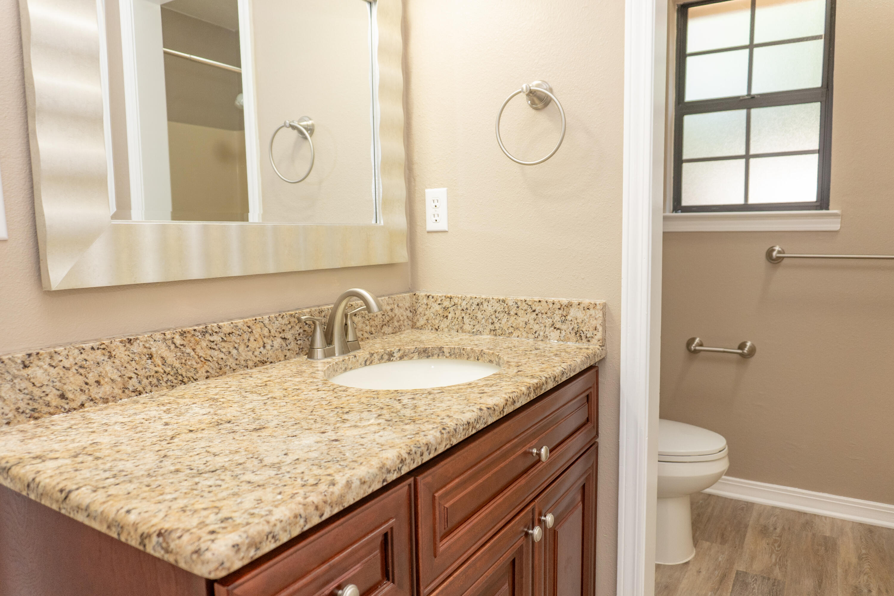 COUNTRYVIEW ESTATES - Residential Lease