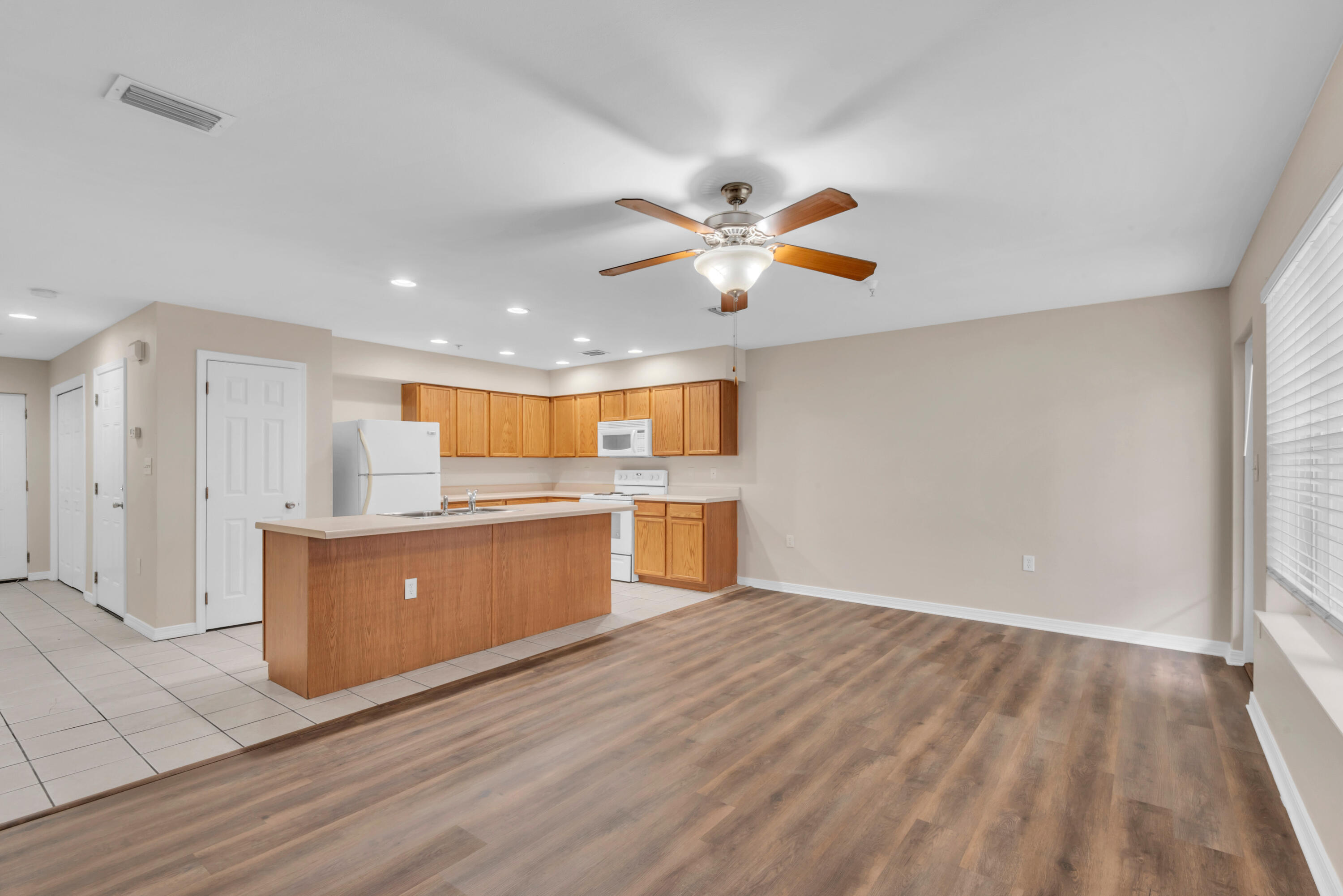 Wights parkway townhomes - Residential Lease