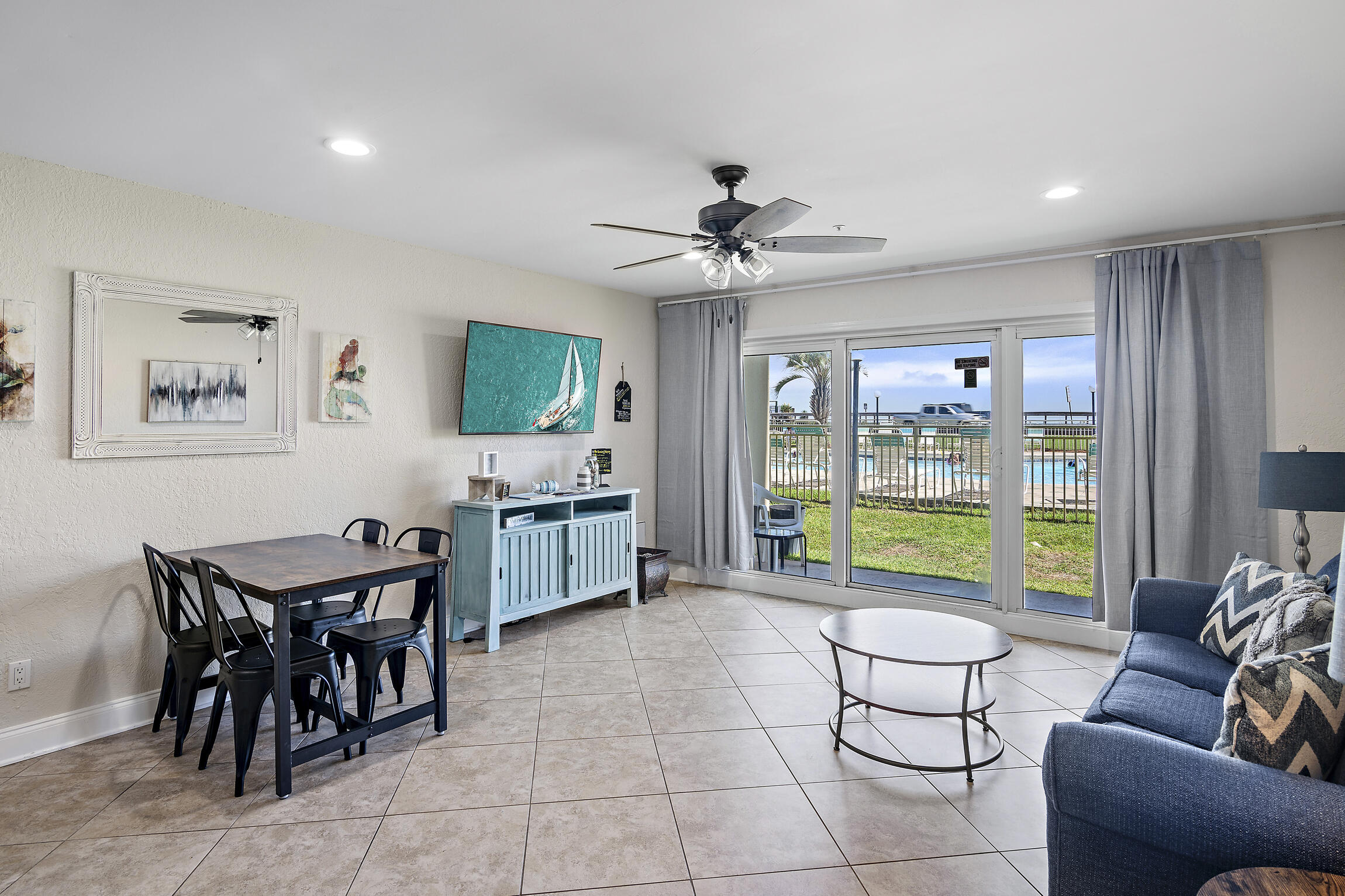 MARAVILLA CONDO 1 - Residential