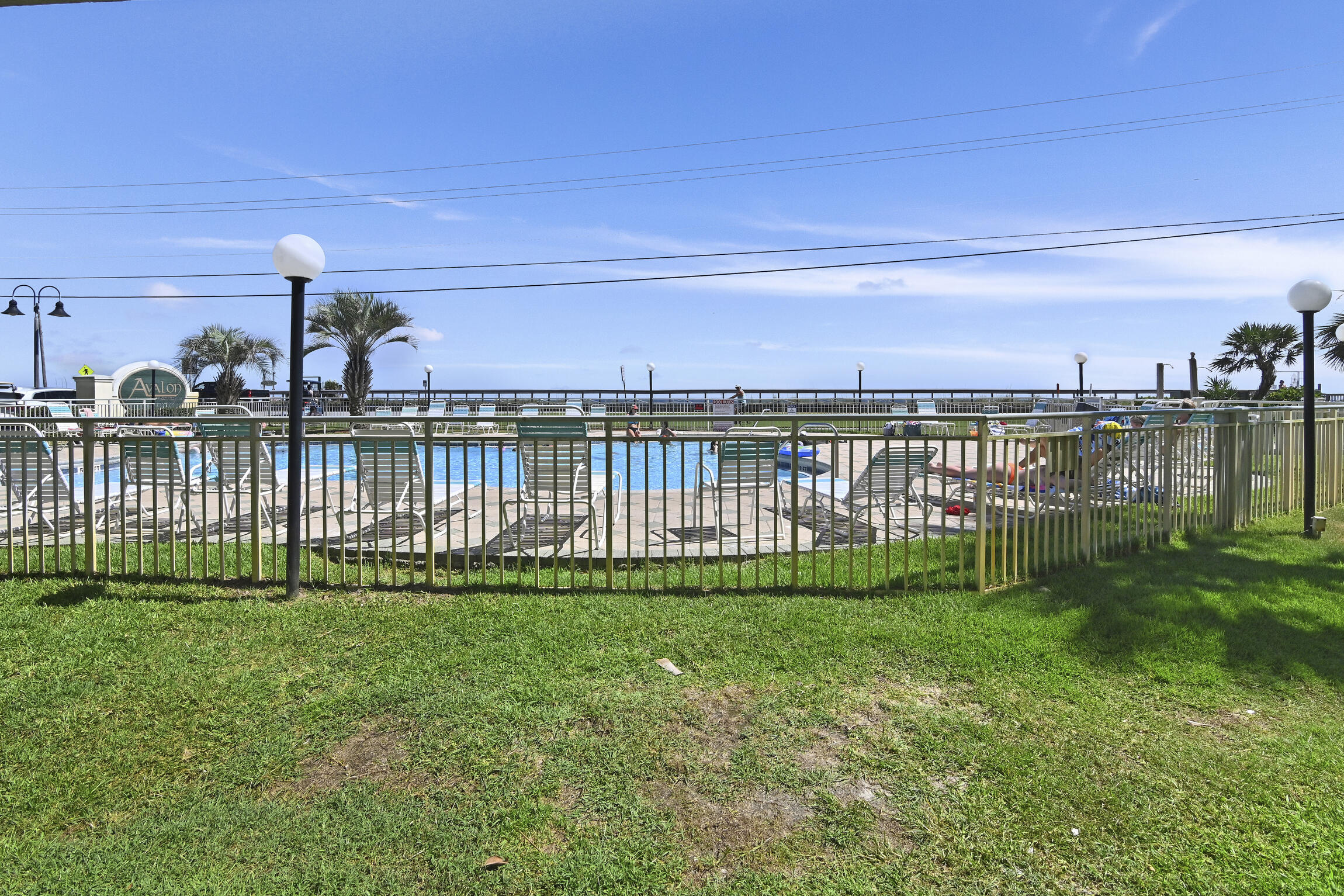 MARAVILLA CONDO 1 - Residential