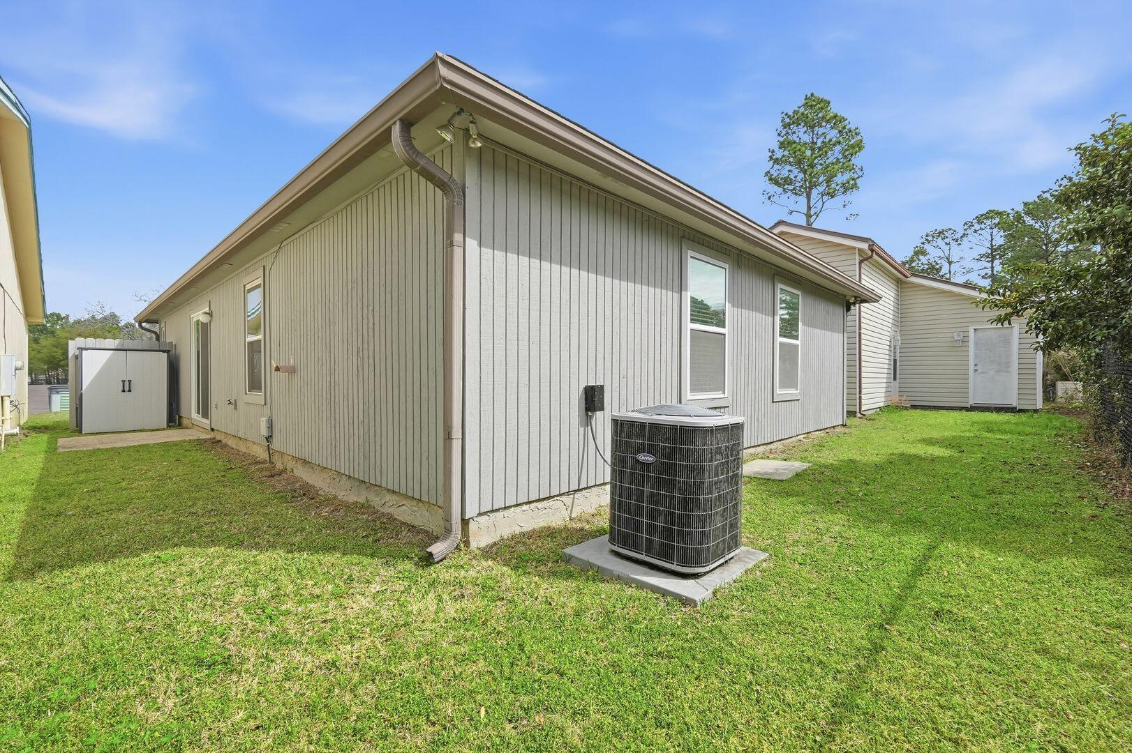 KELLY HILL ESTATES - Residential Lease