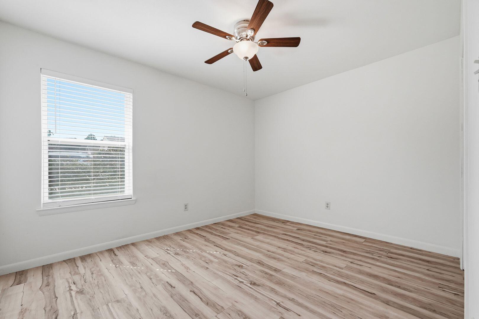 KELLY HILL ESTATES - Residential Lease