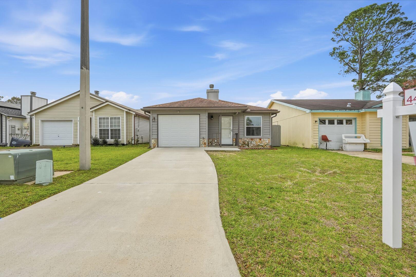 KELLY HILL ESTATES - Residential Lease