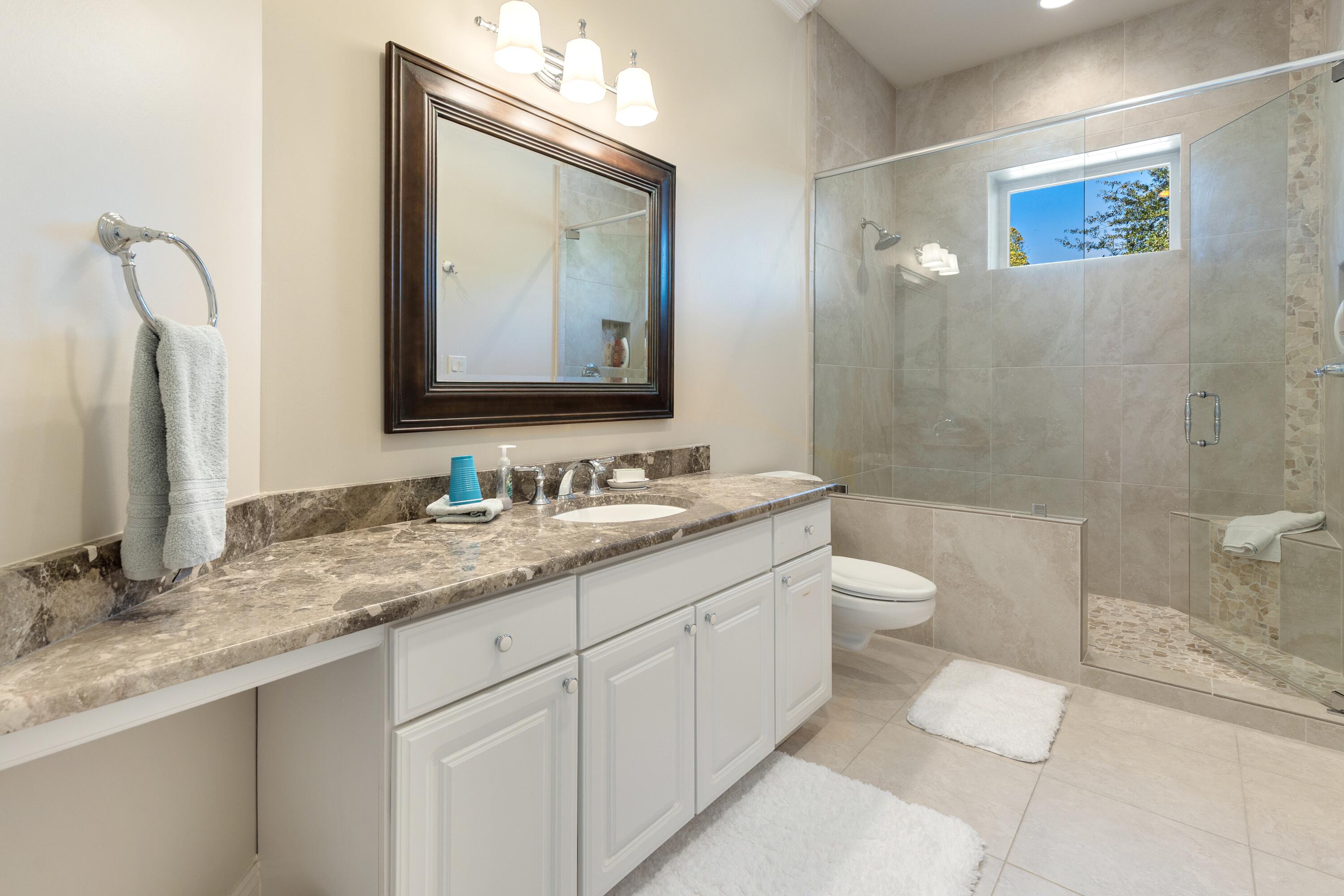 LAKE LORRAINE ESTATES - Residential