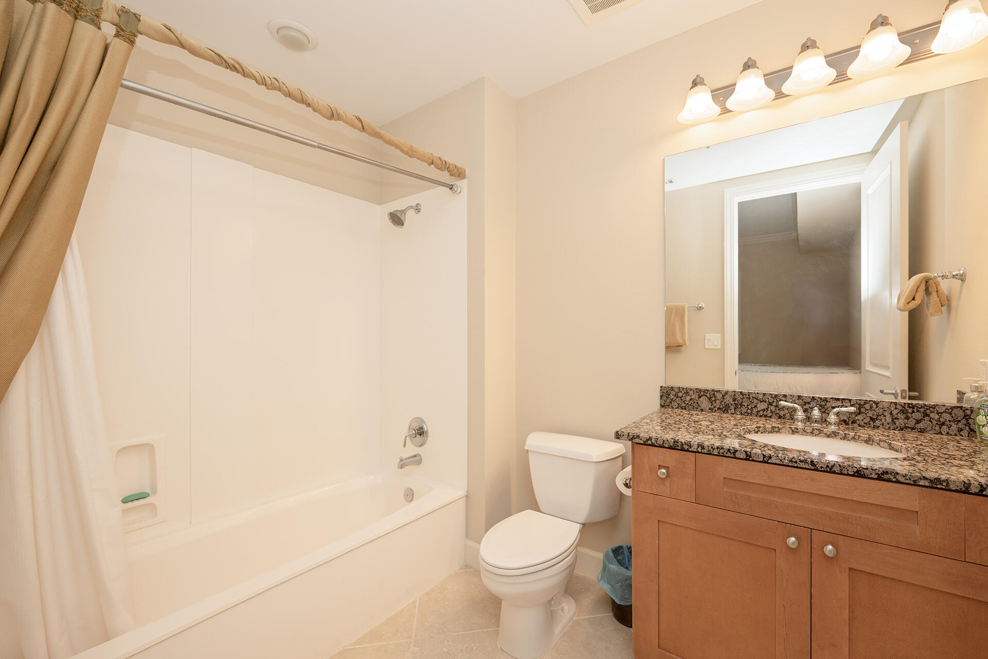 HARBOR LANDING - Residential