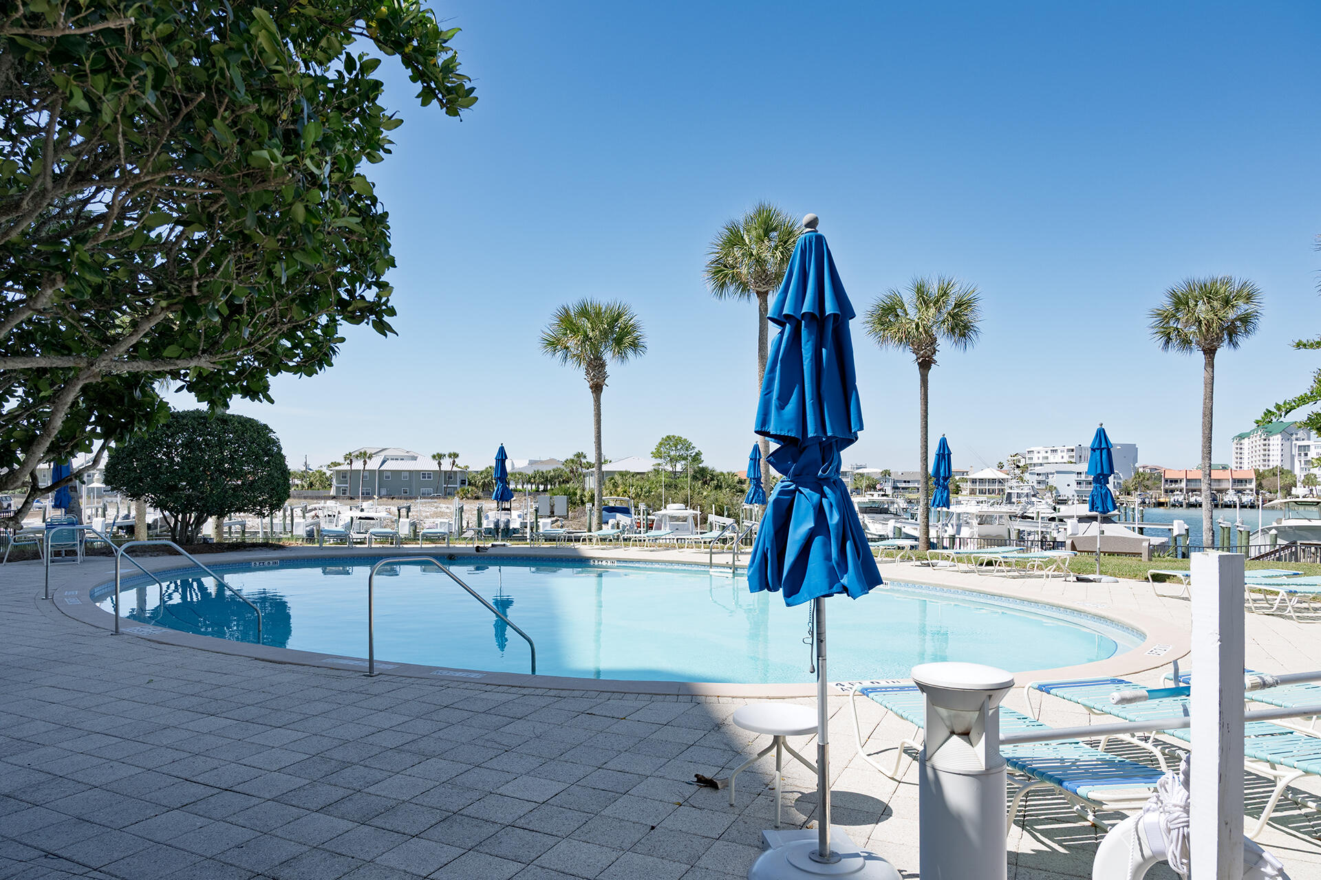 HARBOR LANDING - Residential