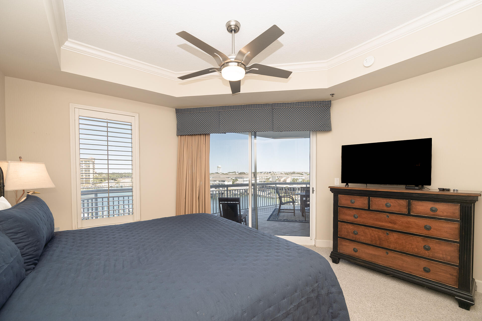 HARBOR LANDING - Residential