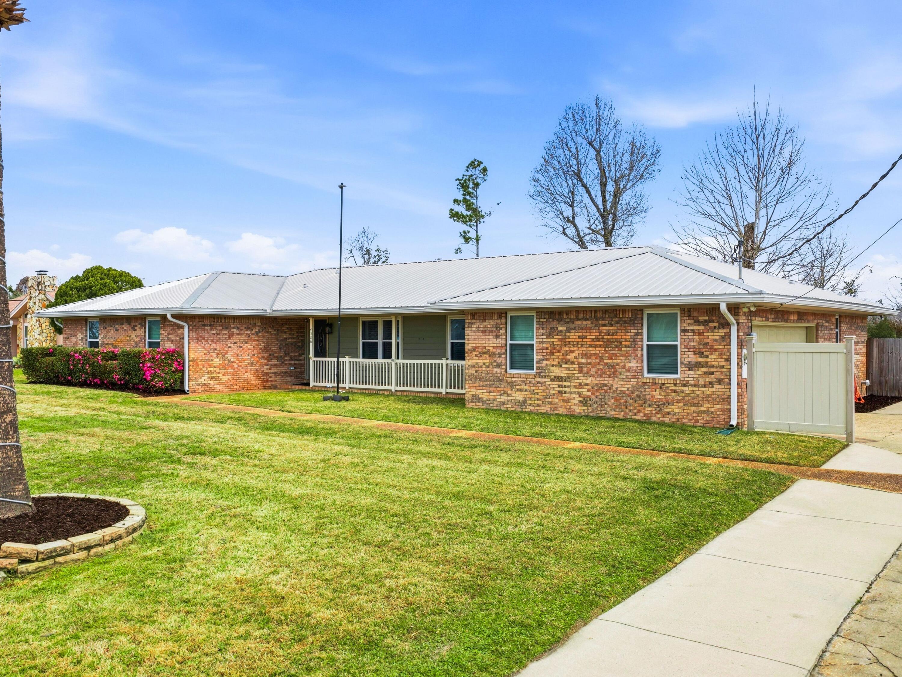 BINGOOSE ESTATES UNIT 1 - Residential