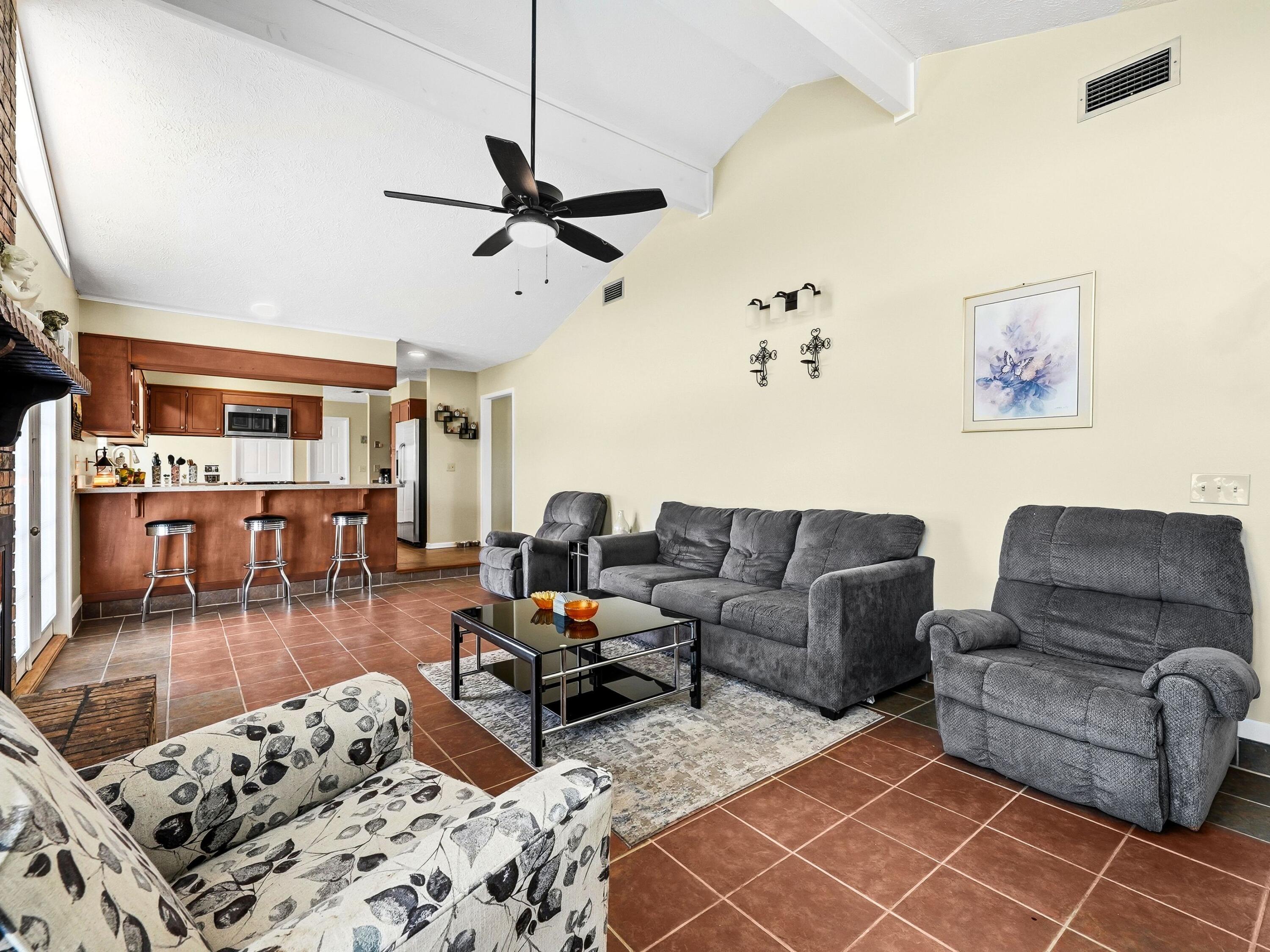 BINGOOSE ESTATES UNIT 1 - Residential