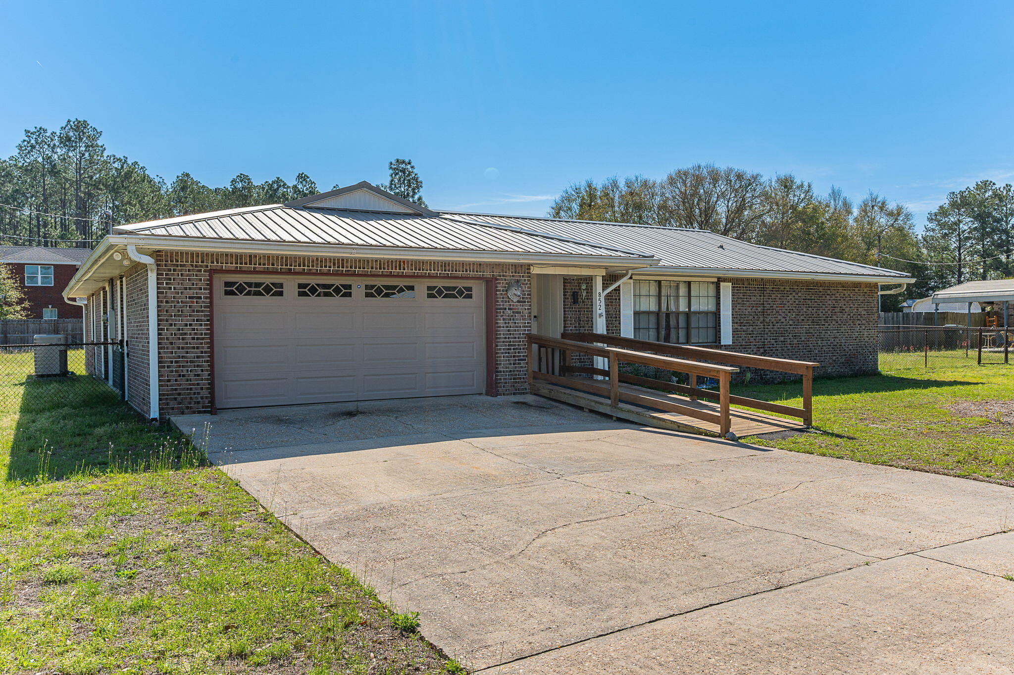METES & BOUNDS - Residential Lease