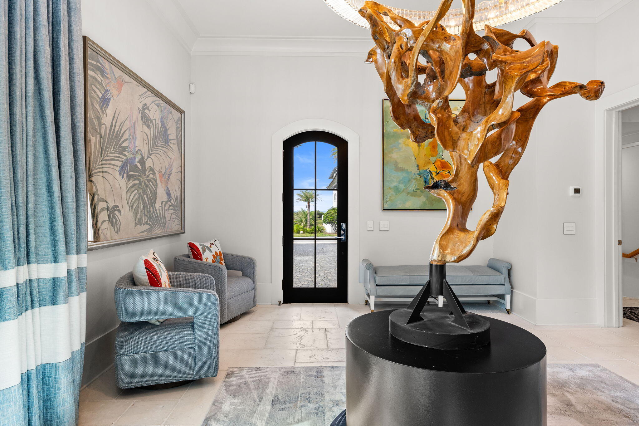 PARADISE BY THE SEA - Residential