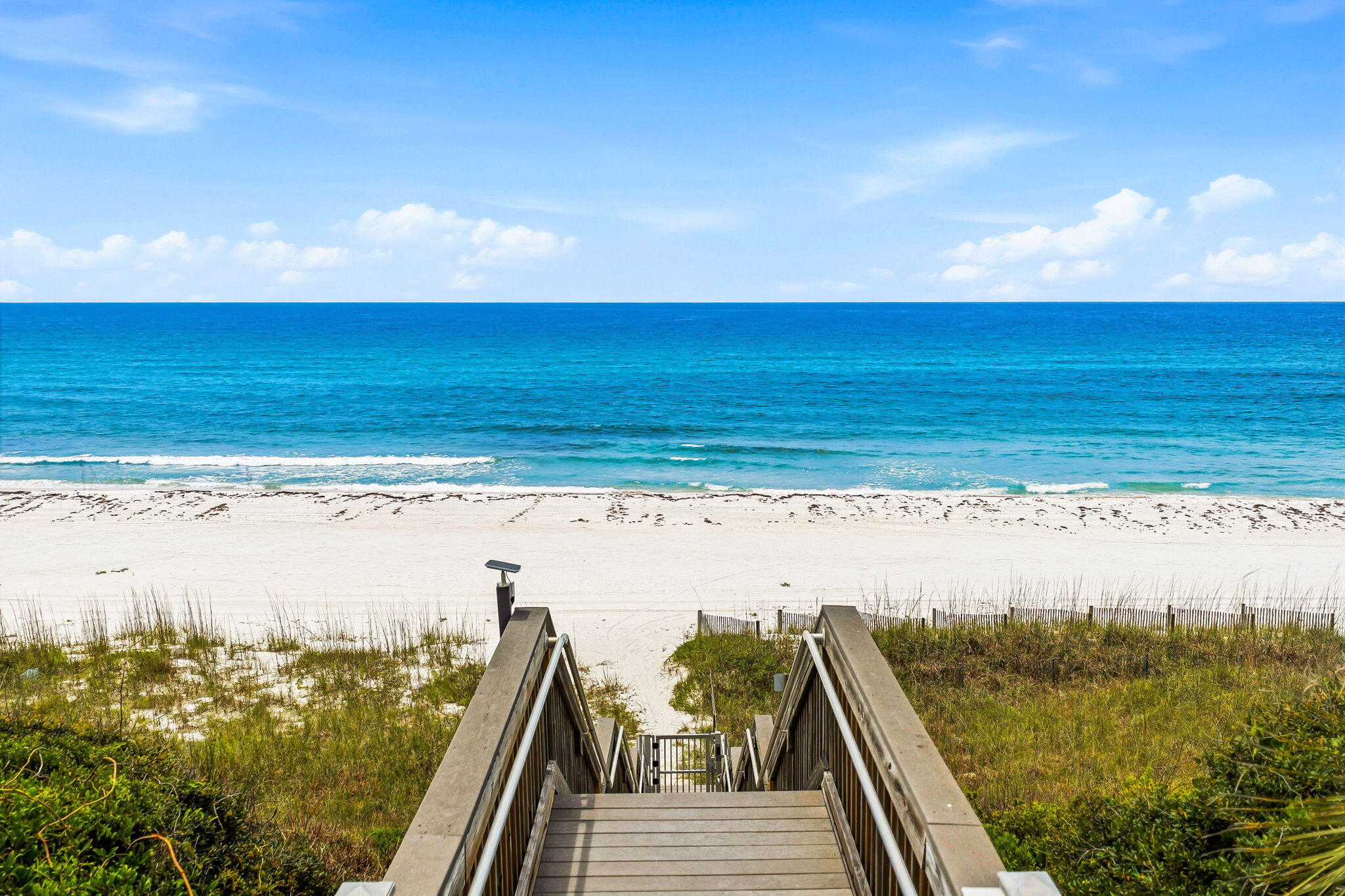 PARADISE BY THE SEA - Residential