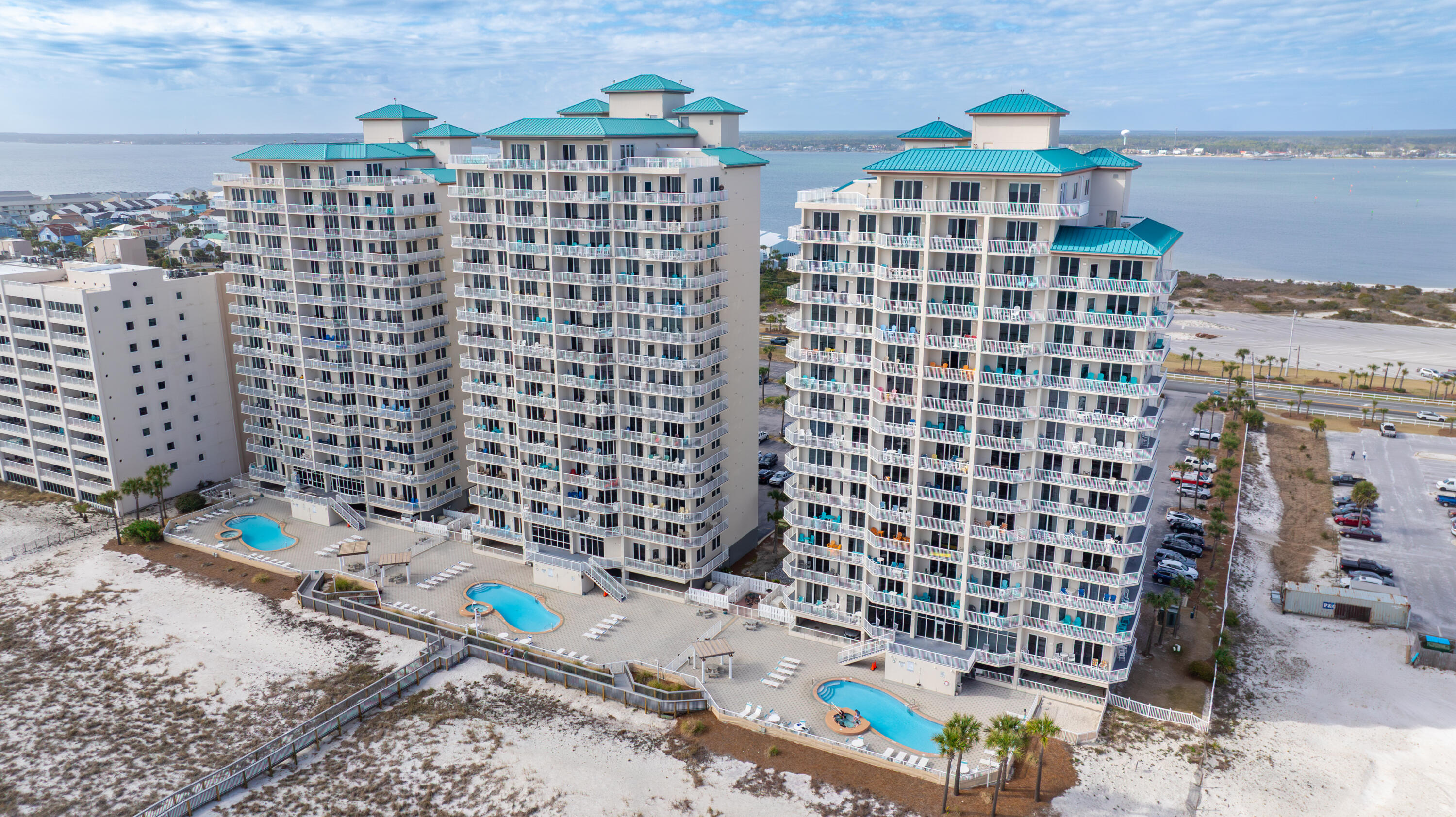THE INN AT SUMMERWIND - Residential