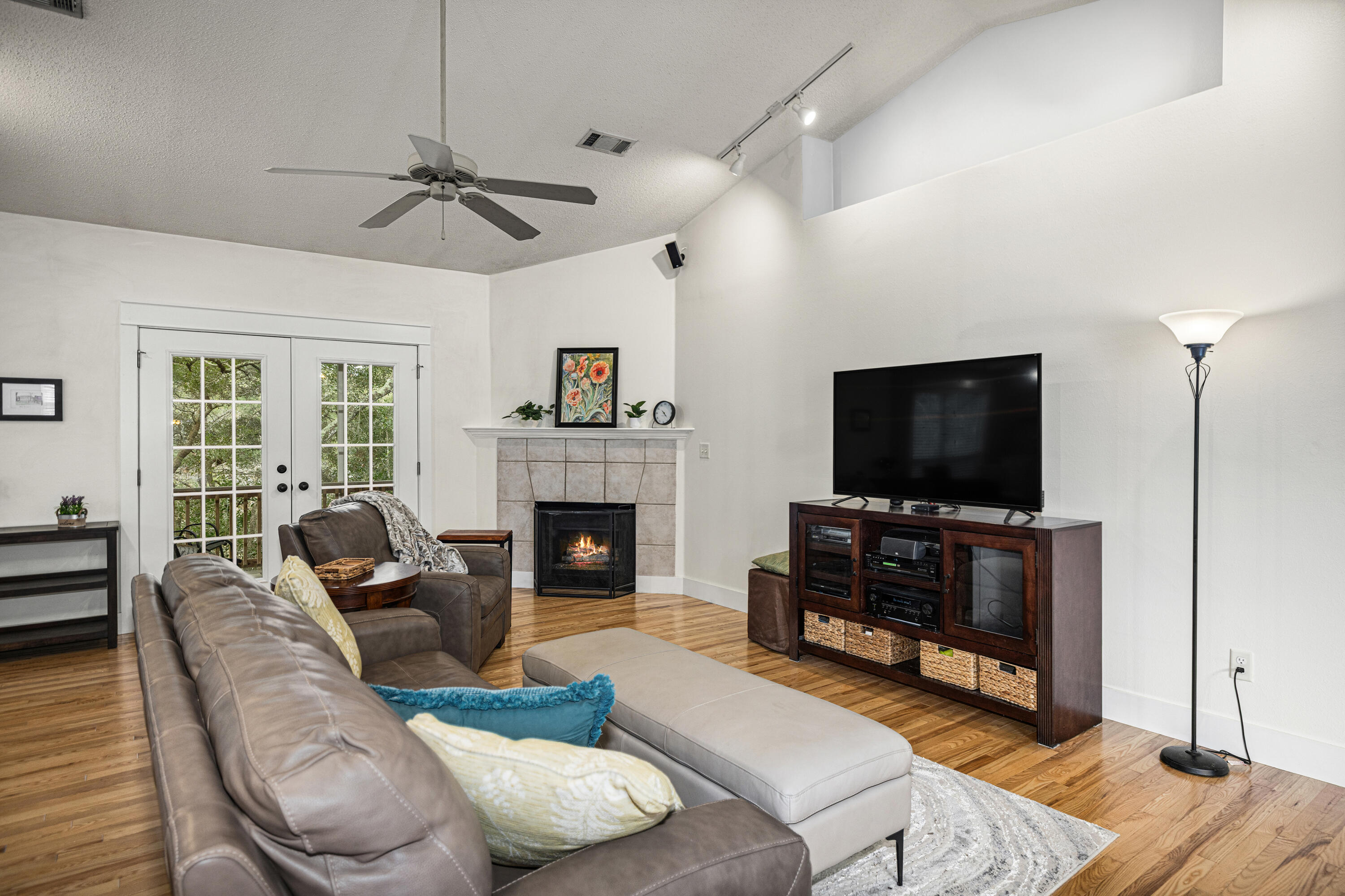 PARKWOOD ESTATES PH5 - Residential
